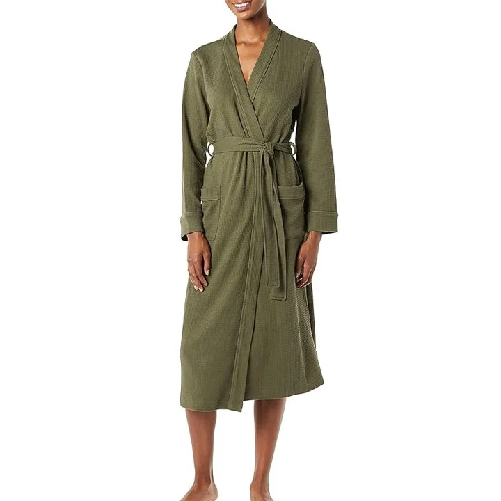 Olivia's Pick: Lightweight waffle knit robe