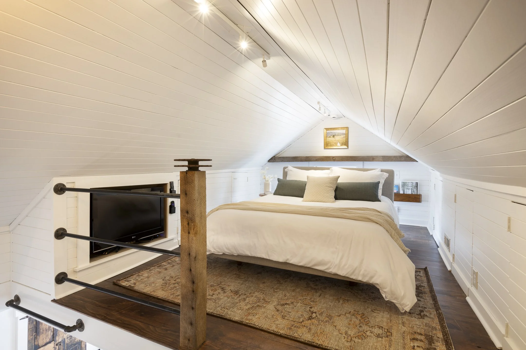 274 E Columbus Street-Drew-Lehman-11.jpg