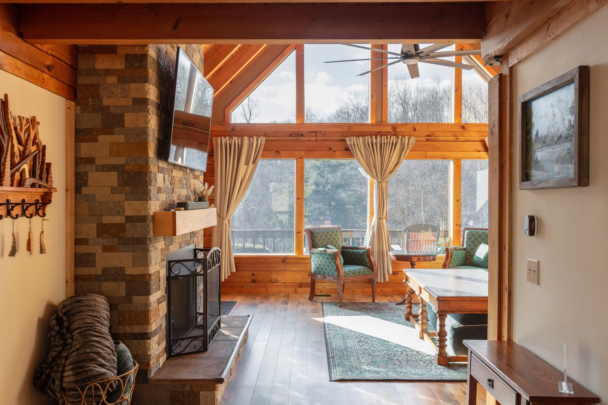 Sweet Pines Cabin-008.JPG