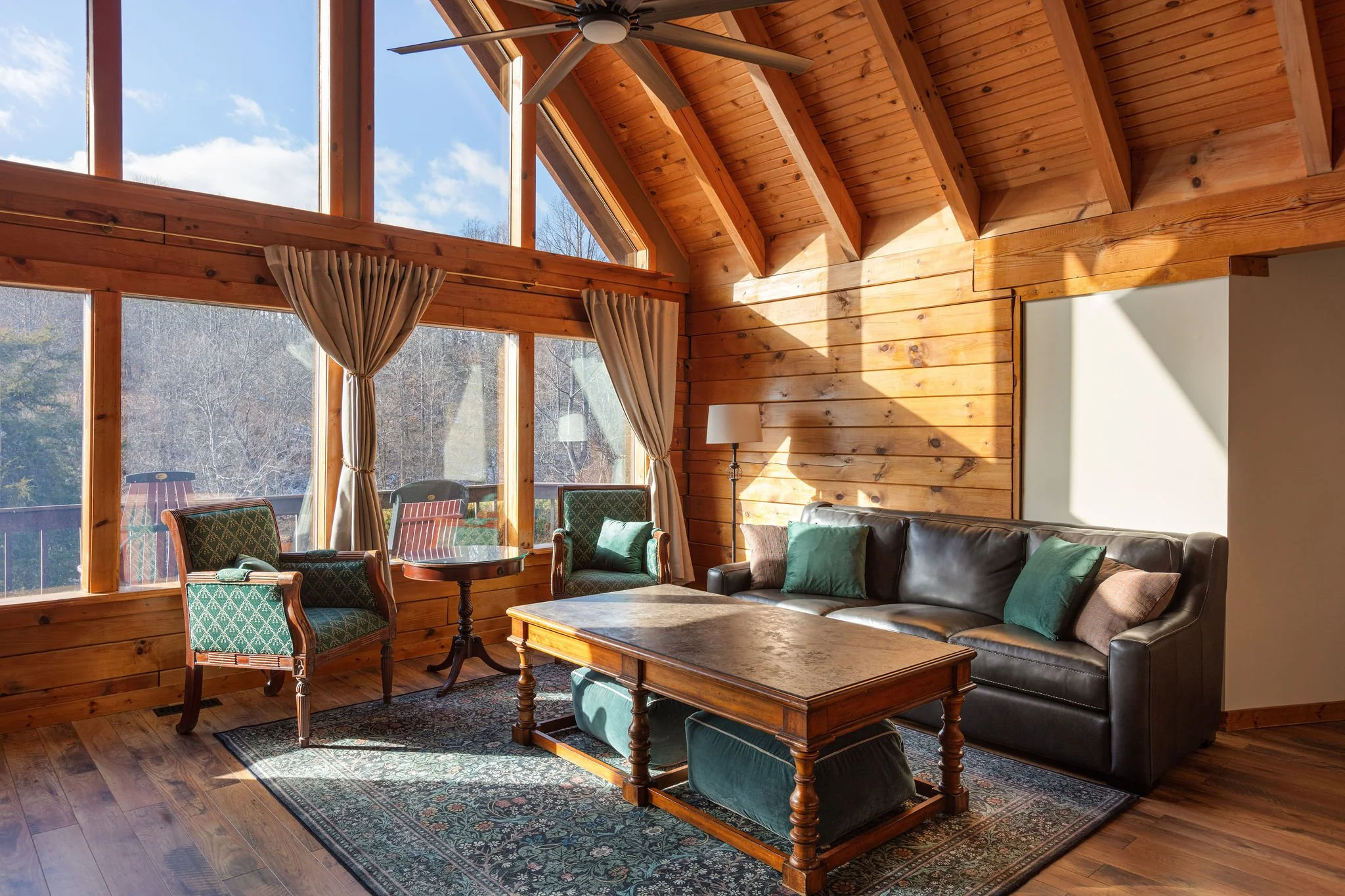 Sweet Pines Cabin-010.JPG