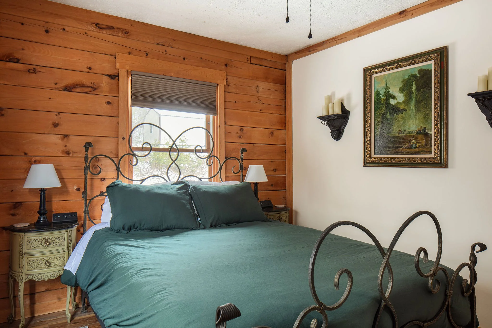 Sweet Pines Cabin-027.JPG