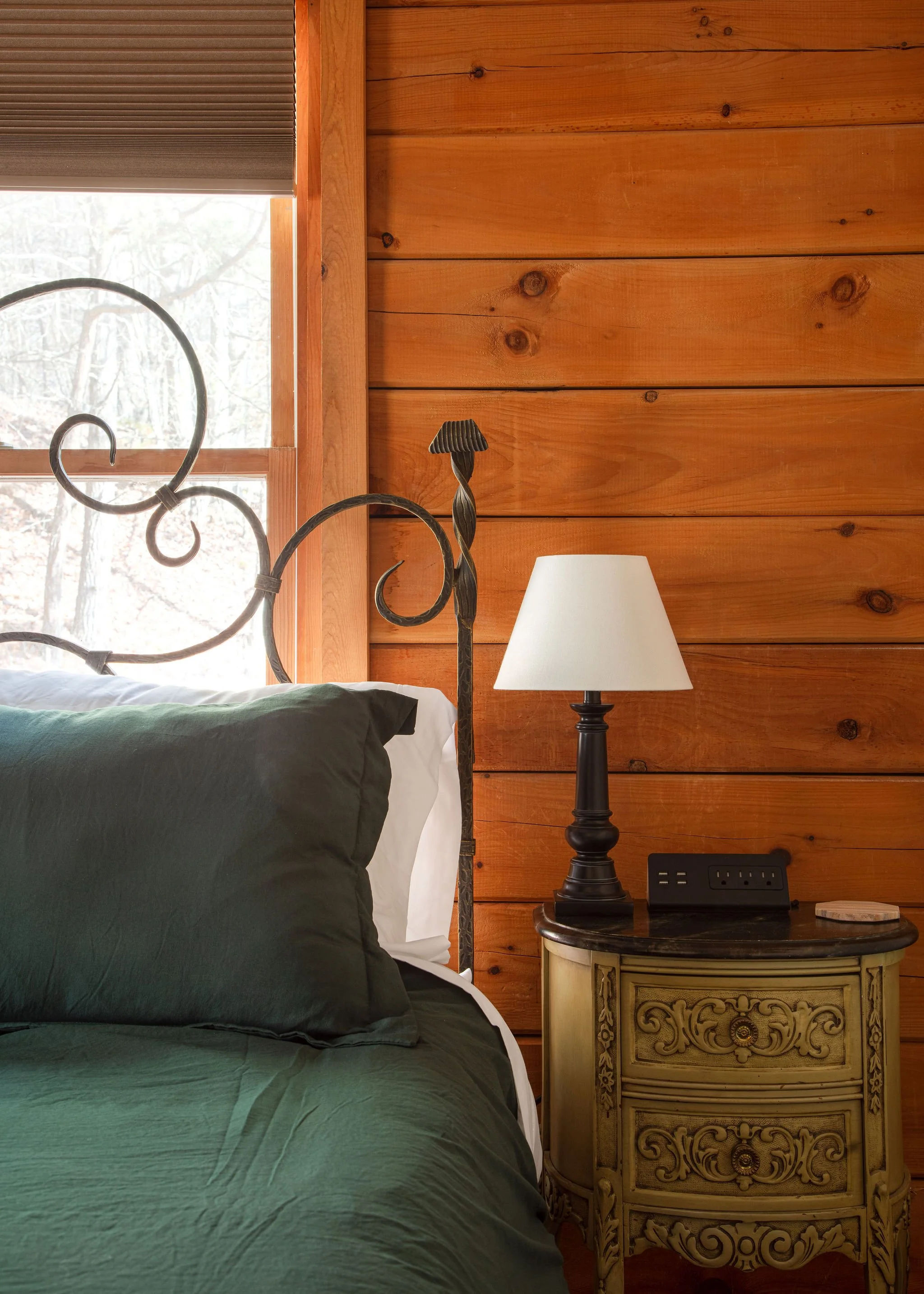 Sweet Pines Cabin-028.JPG