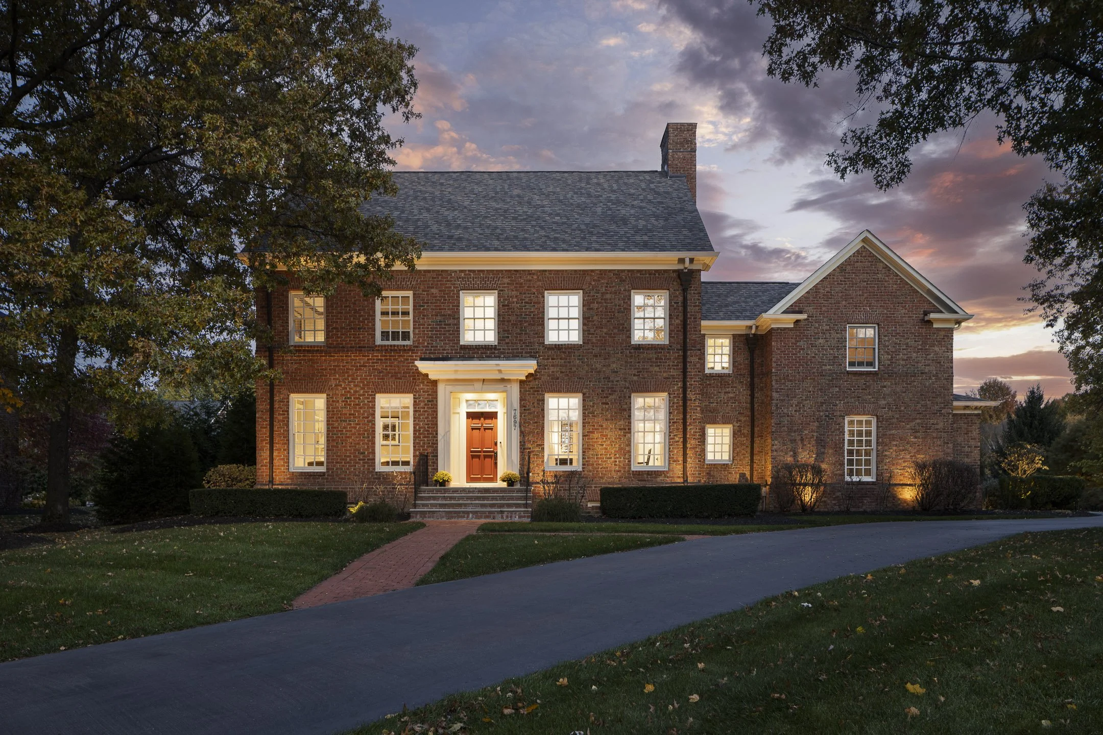 7697 Somerly Ct-001.jpg