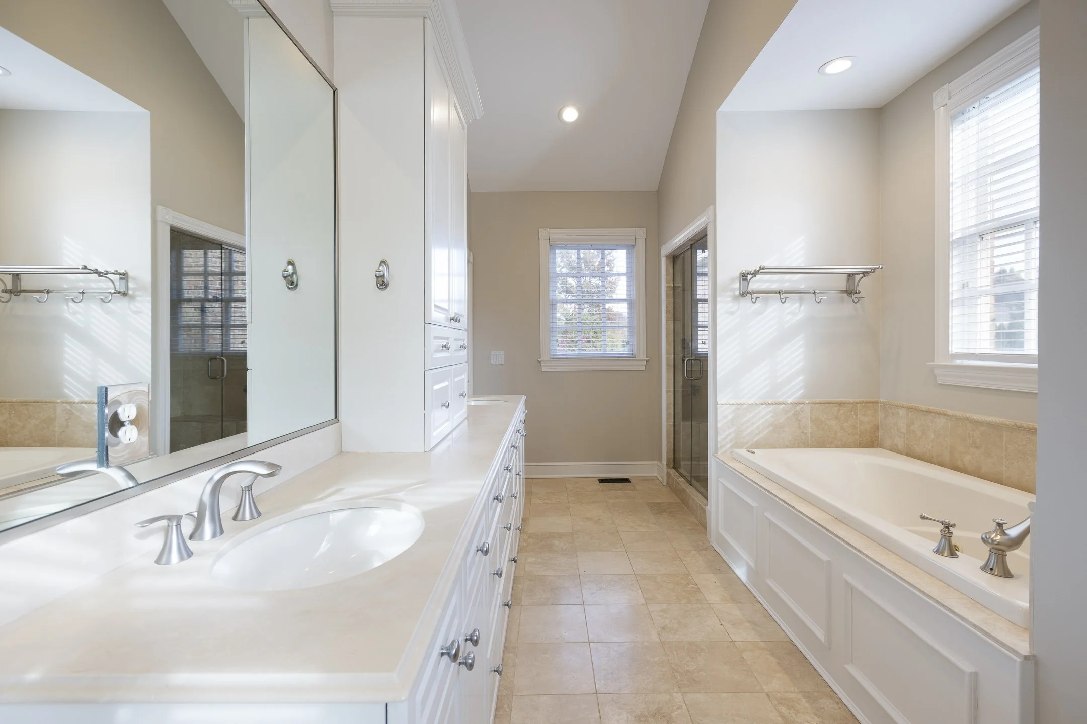 7697 Somerly Ct-039.jpg