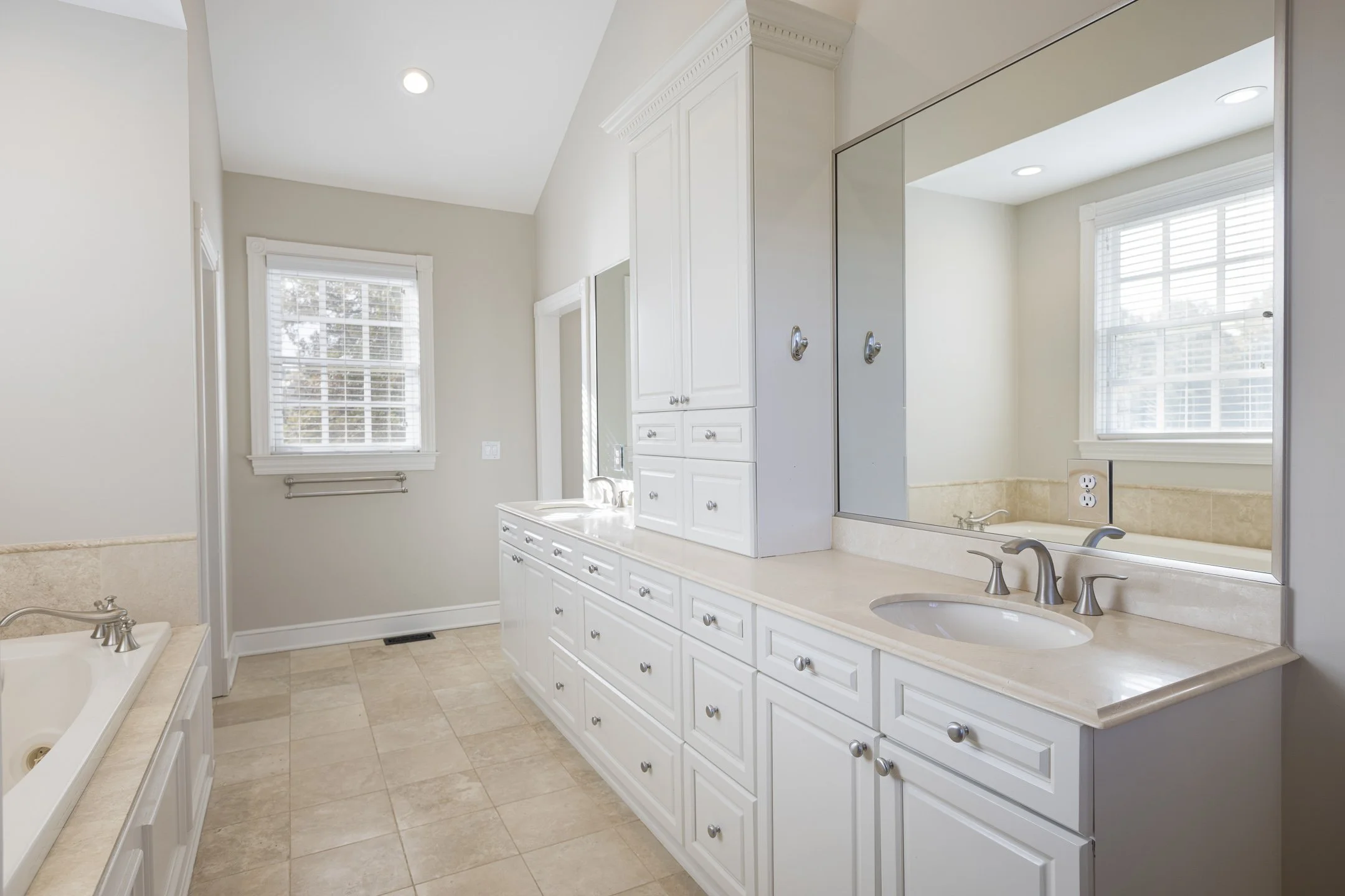 7697 Somerly Ct-040.jpg