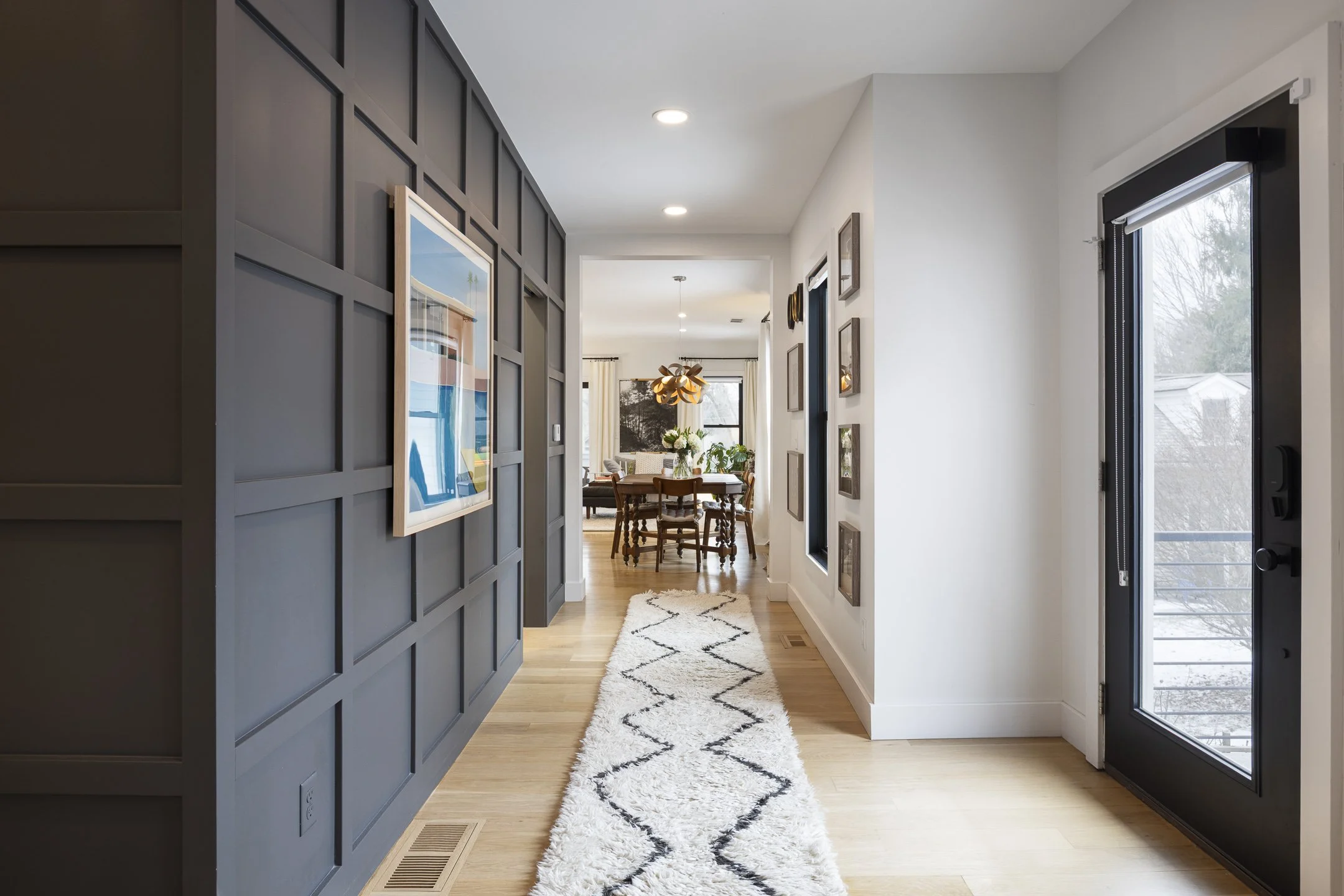 442 E Broadway-006.jpg