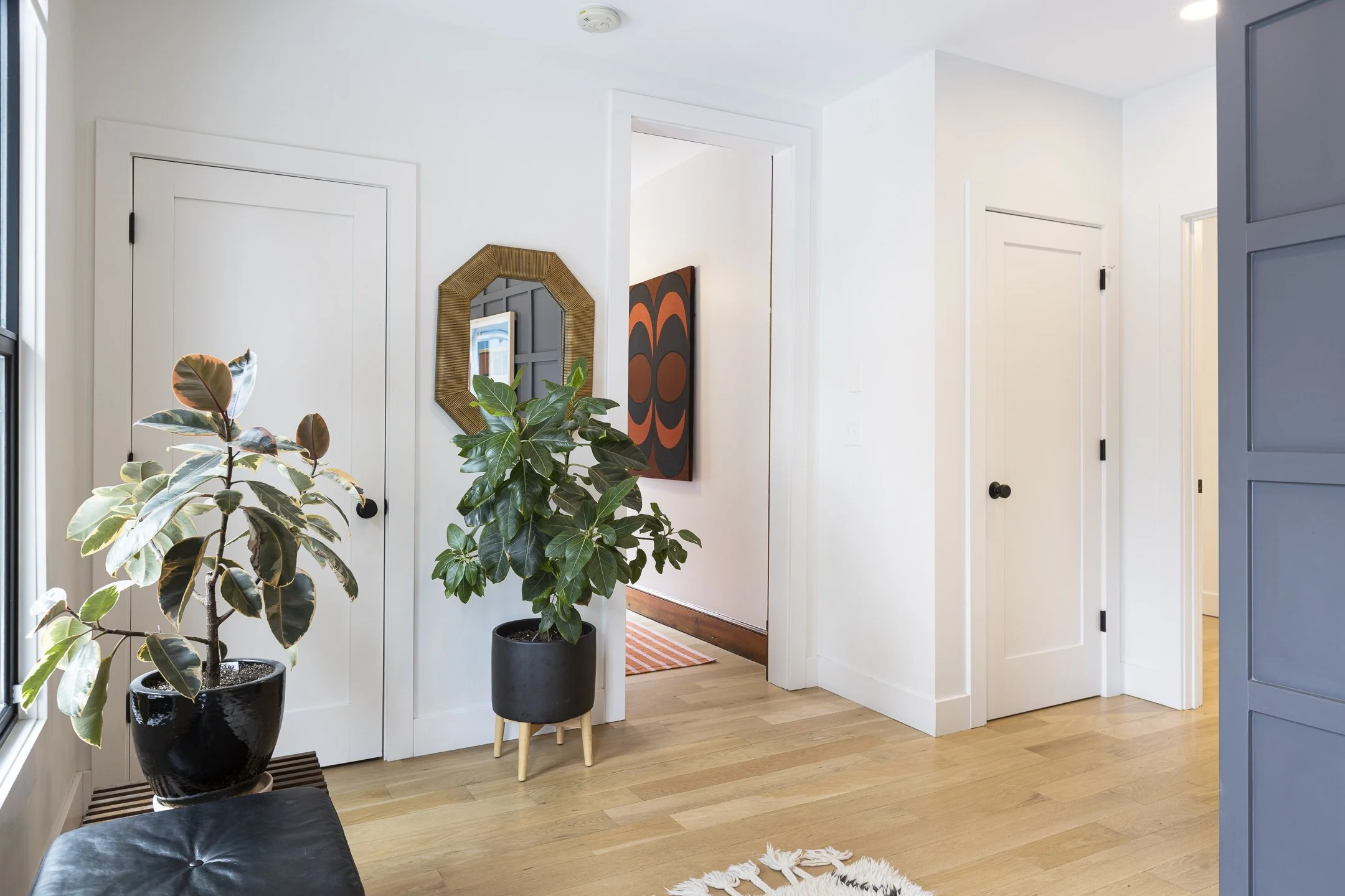 442 E Broadway-022.jpg