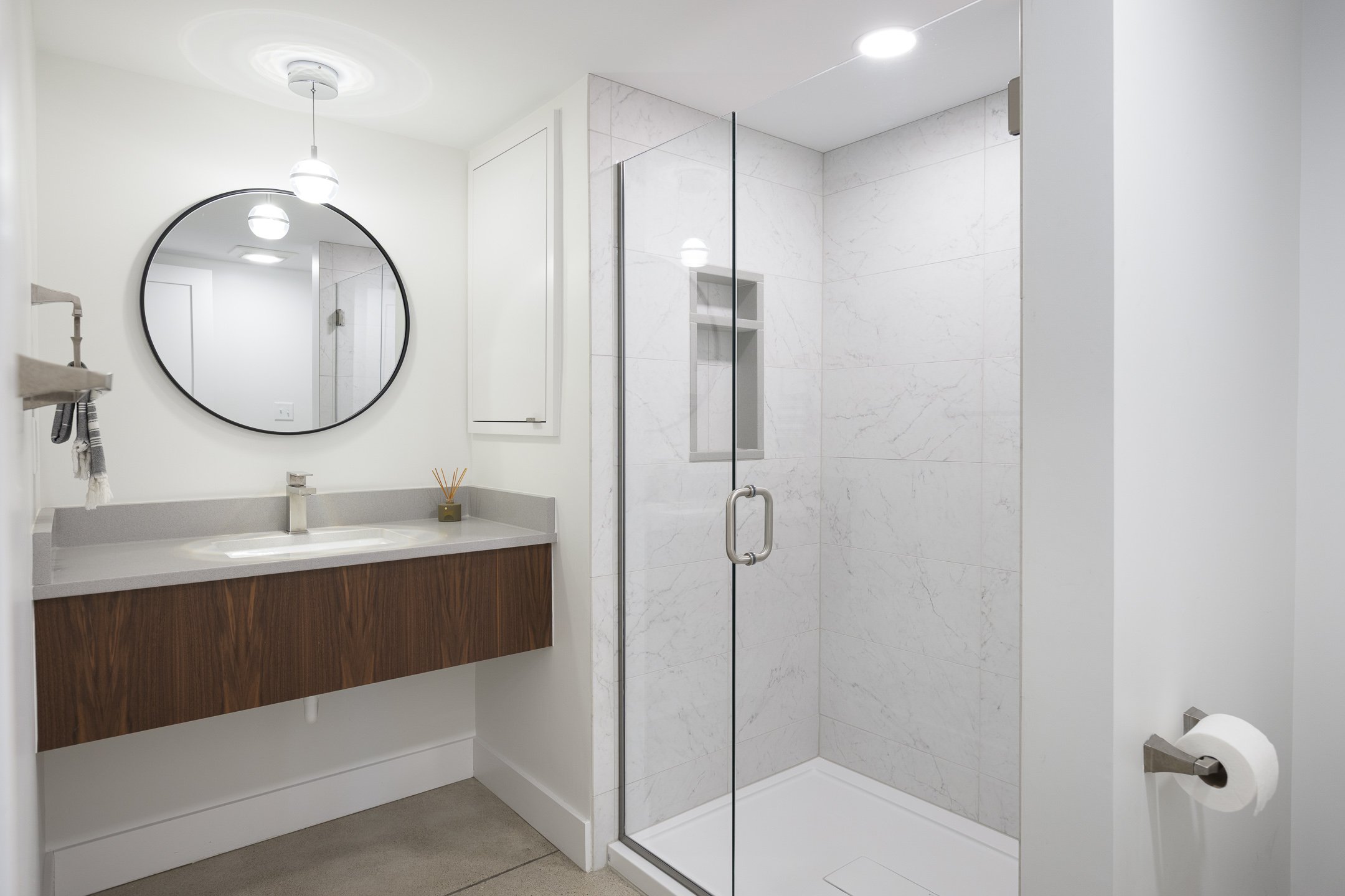 442 E Broadway-035.jpg