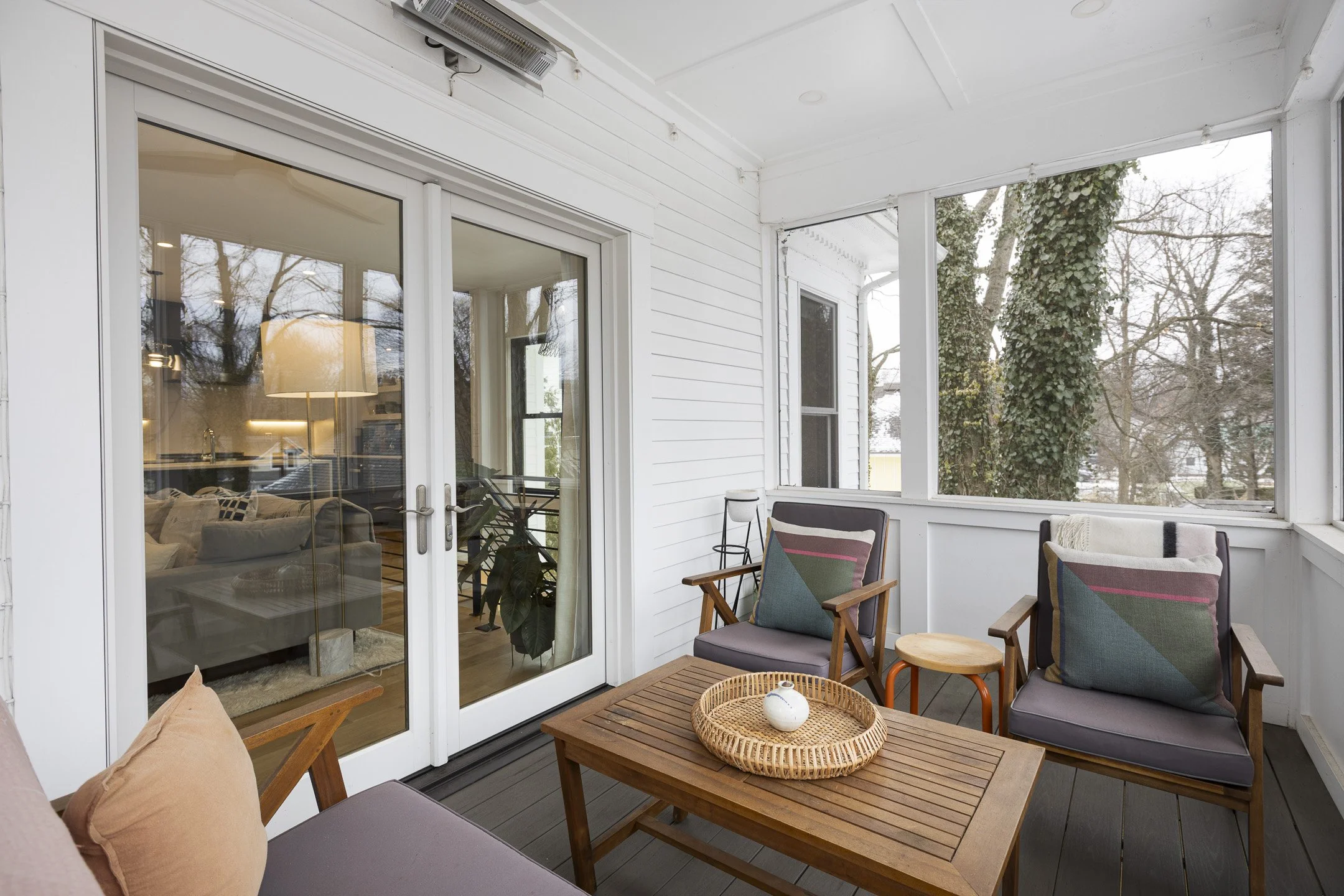 442 E Broadway-053.jpg