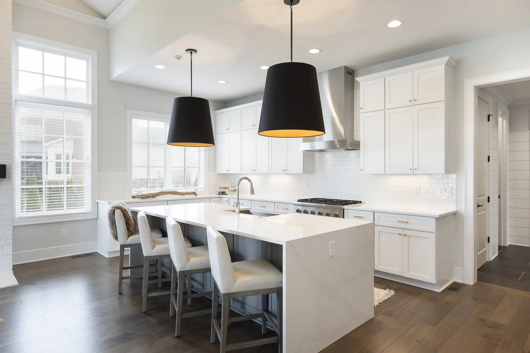 7018 Hanby's Loop-18.jpg