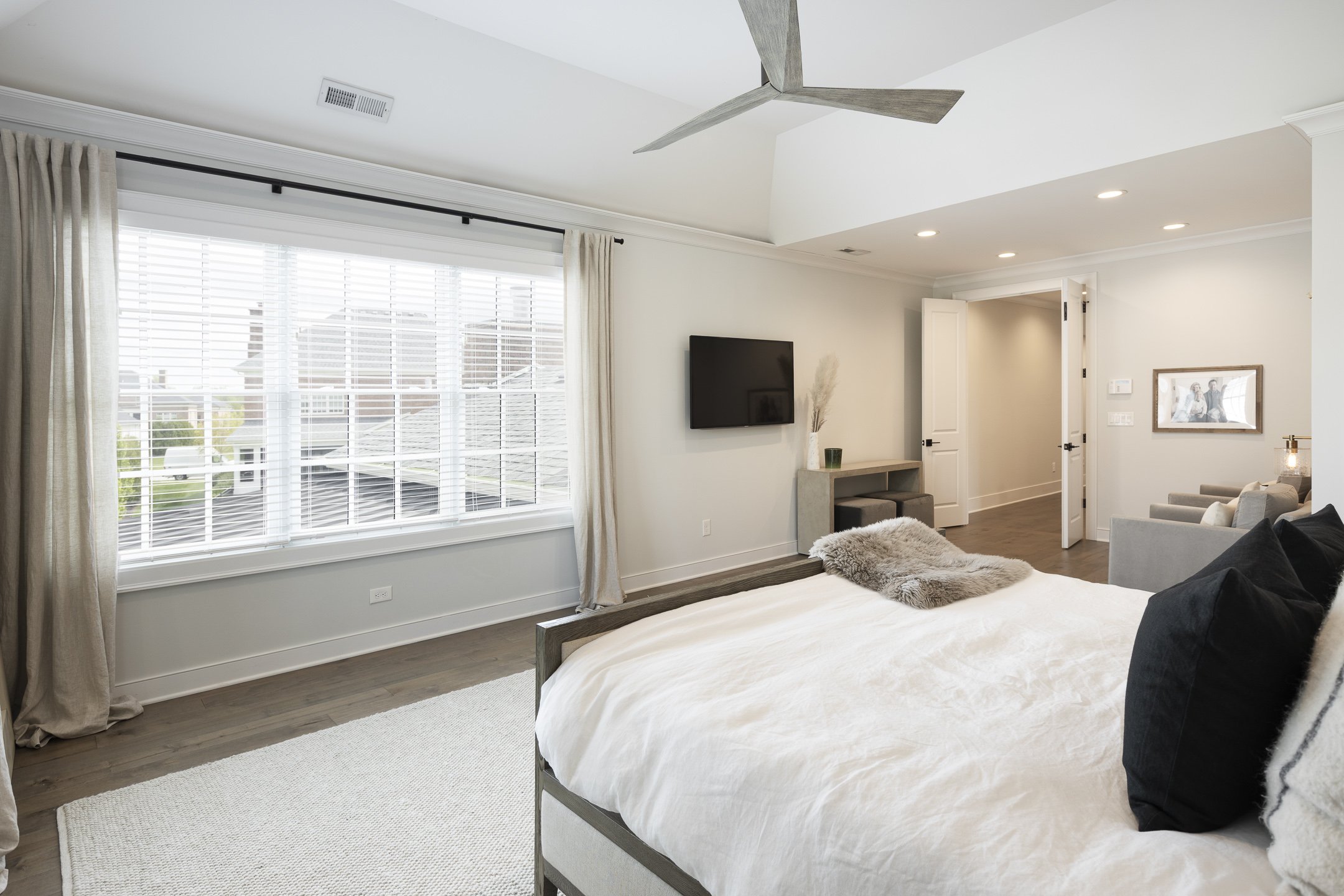 7018 Hanby's Loop-27.jpg