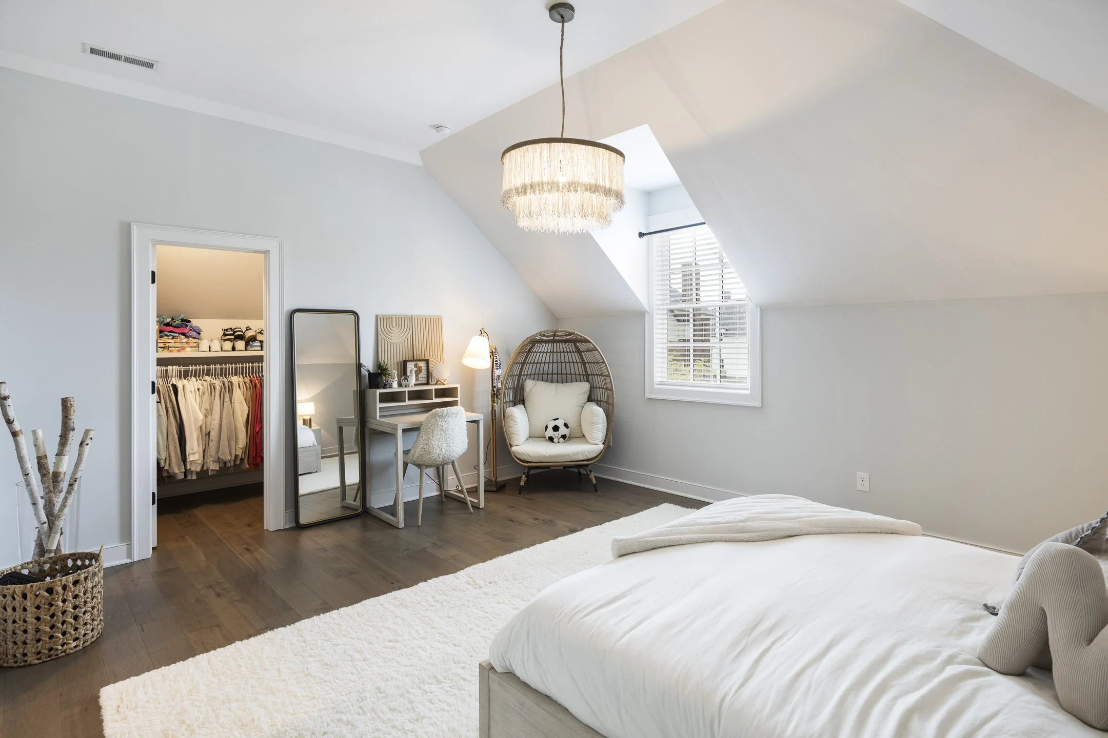 7018 Hanby's Loop-35.jpg