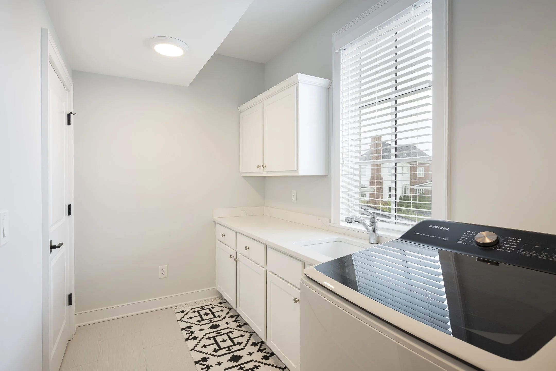 7018 Hanby's Loop-45.jpg