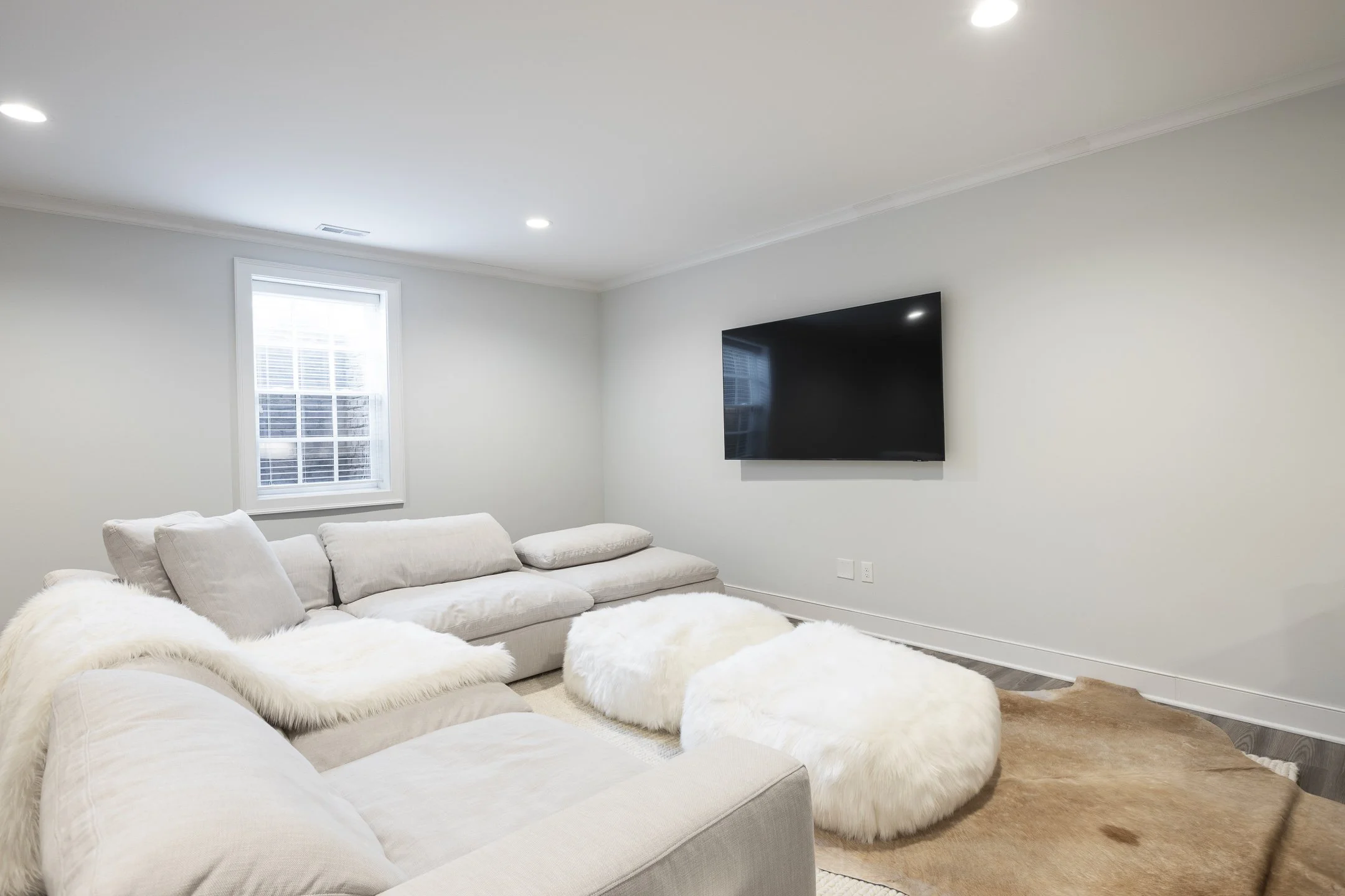 7018 Hanby's Loop-55.jpg