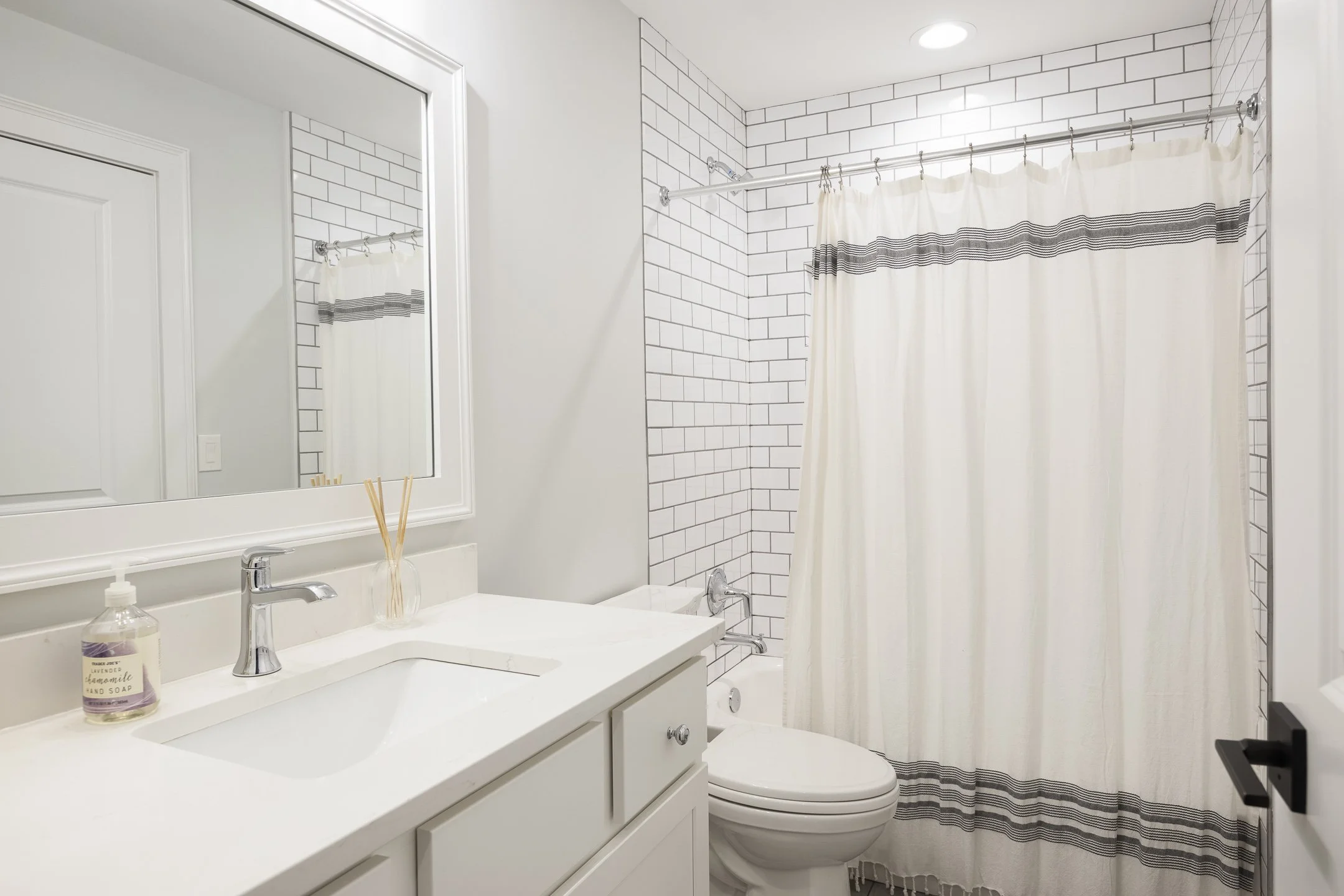 7018 Hanby's Loop-59.jpg