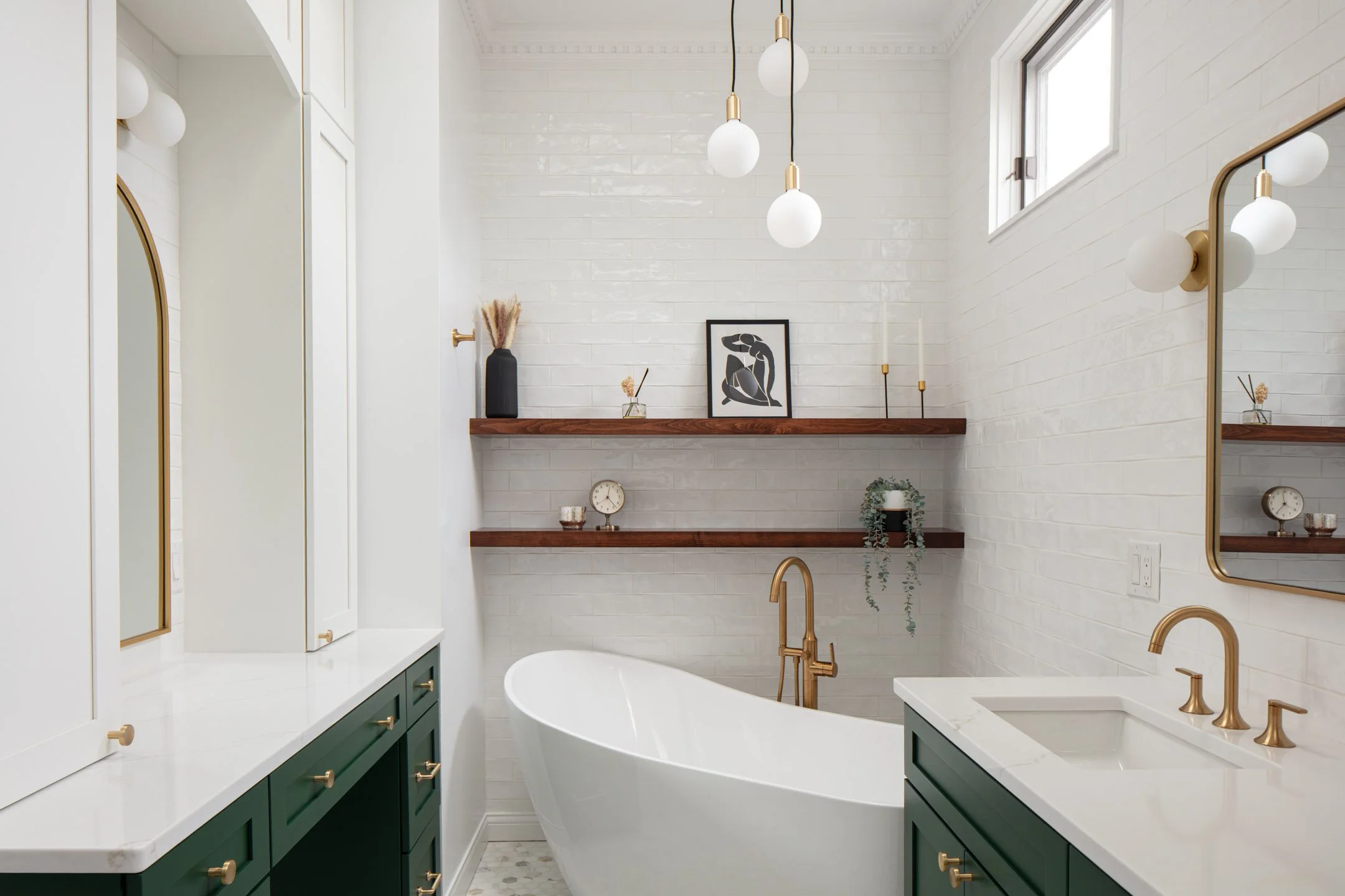 modern-bathroom-interior-photography-drexel-residence-bexley-drew-lehman.jpg.JPG