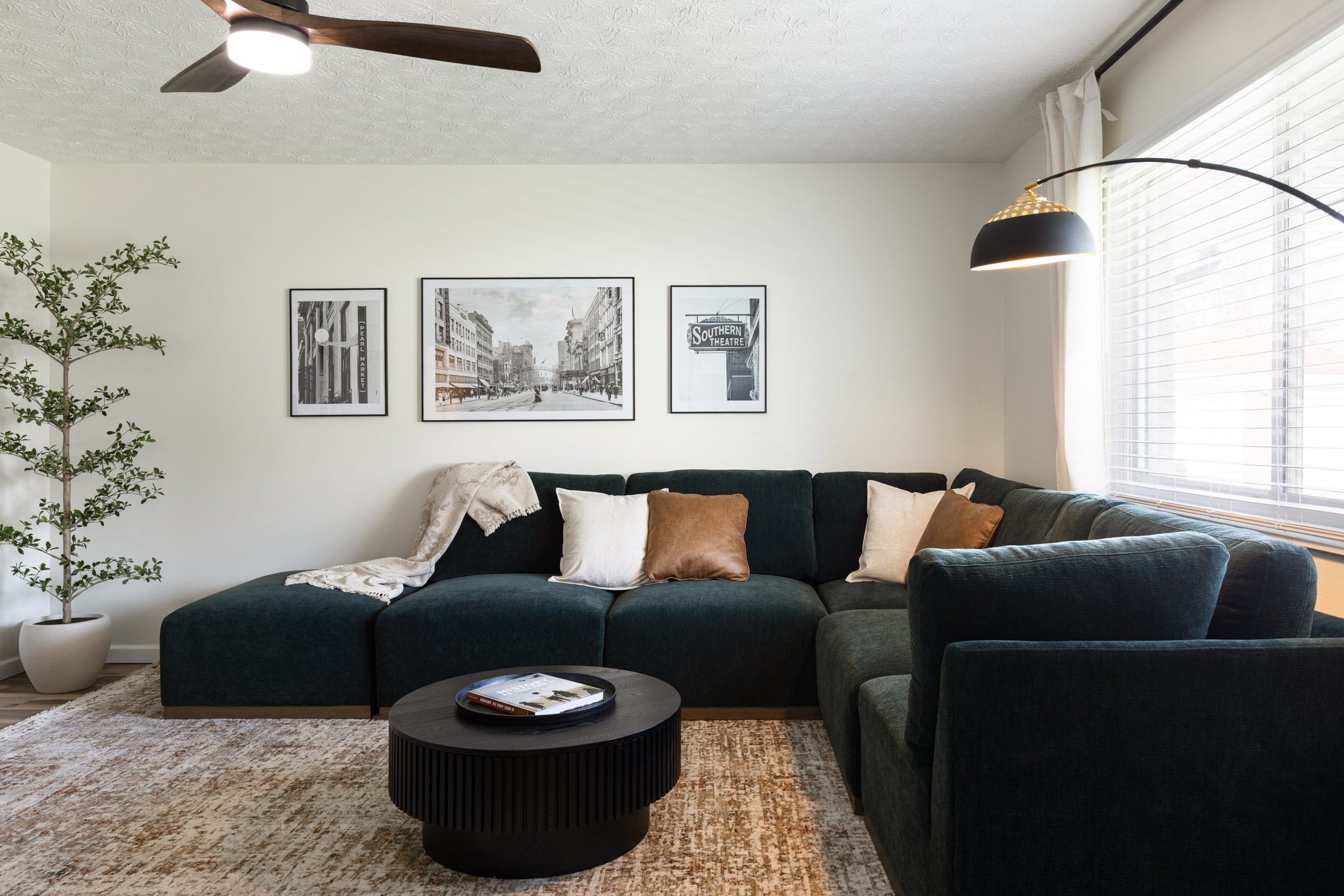 17th St Airbnb - Columbus, Ohio-002.JPG