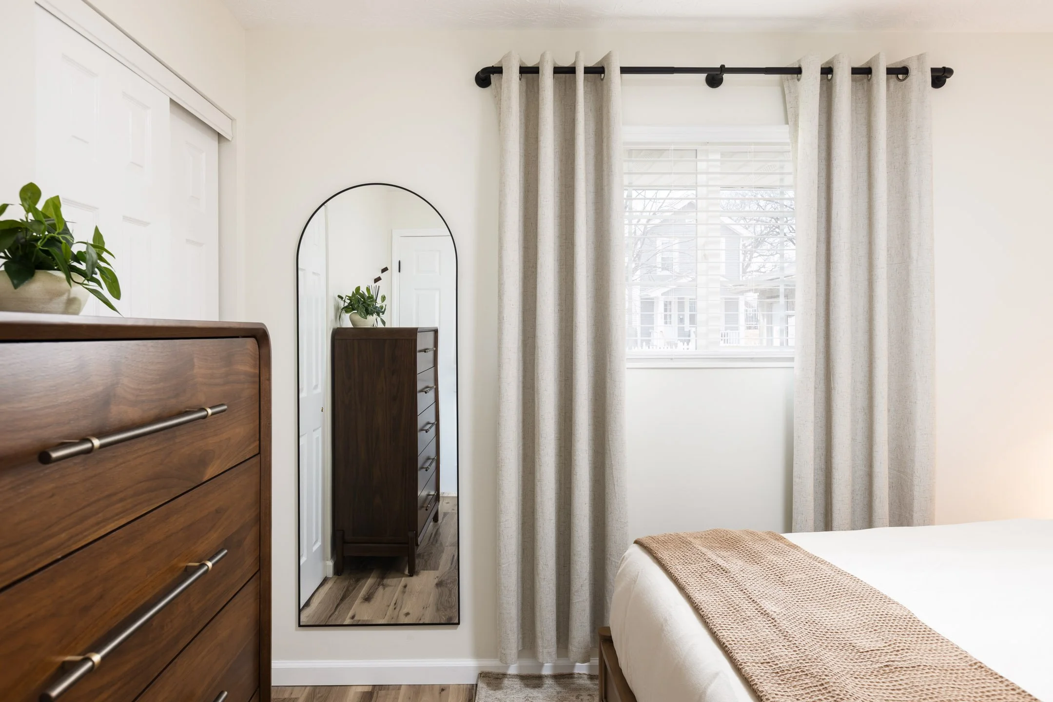 17th St Airbnb - Columbus, Ohio-014.JPG
