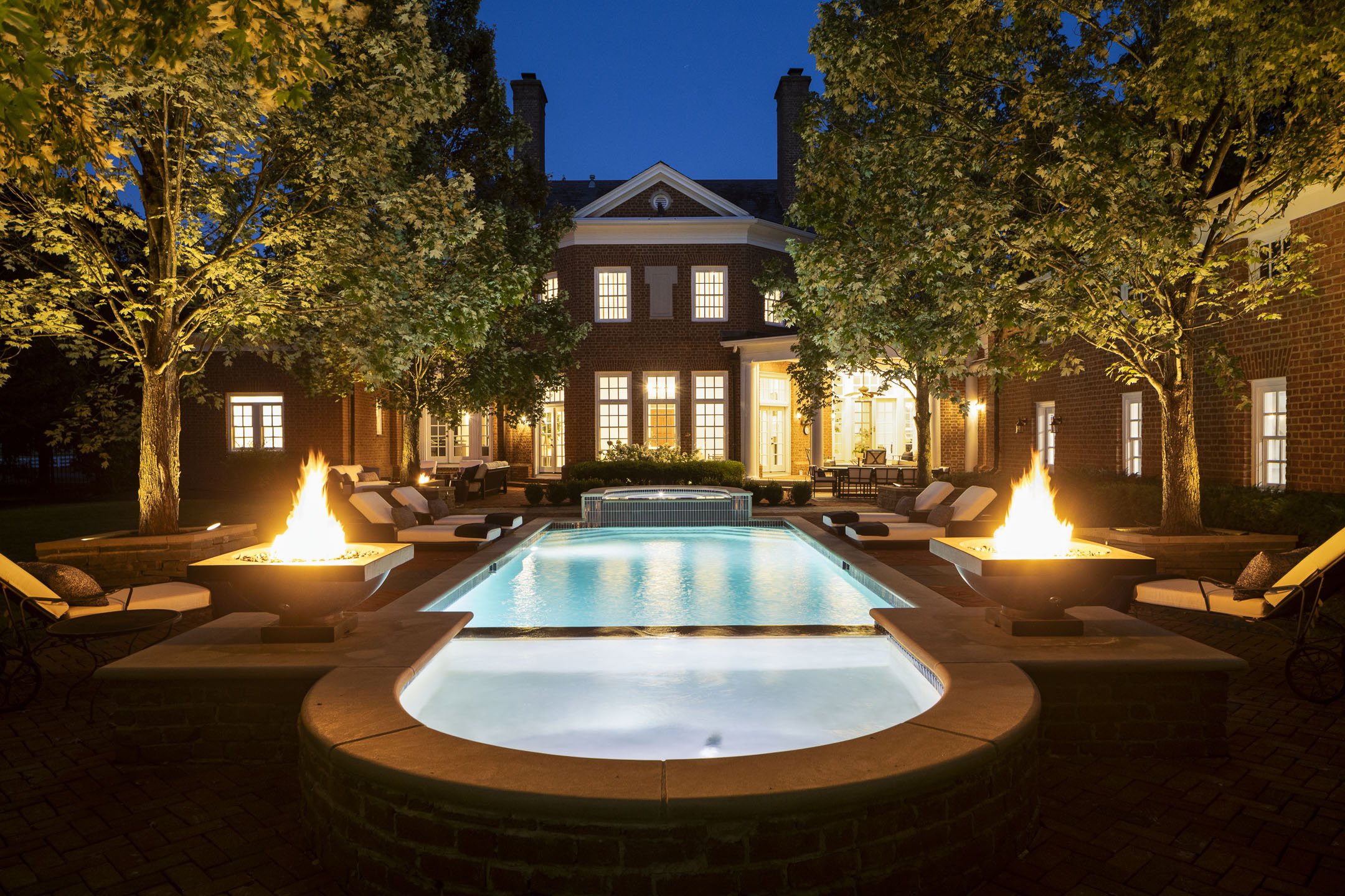 4615 Yantis Drive-006.jpg