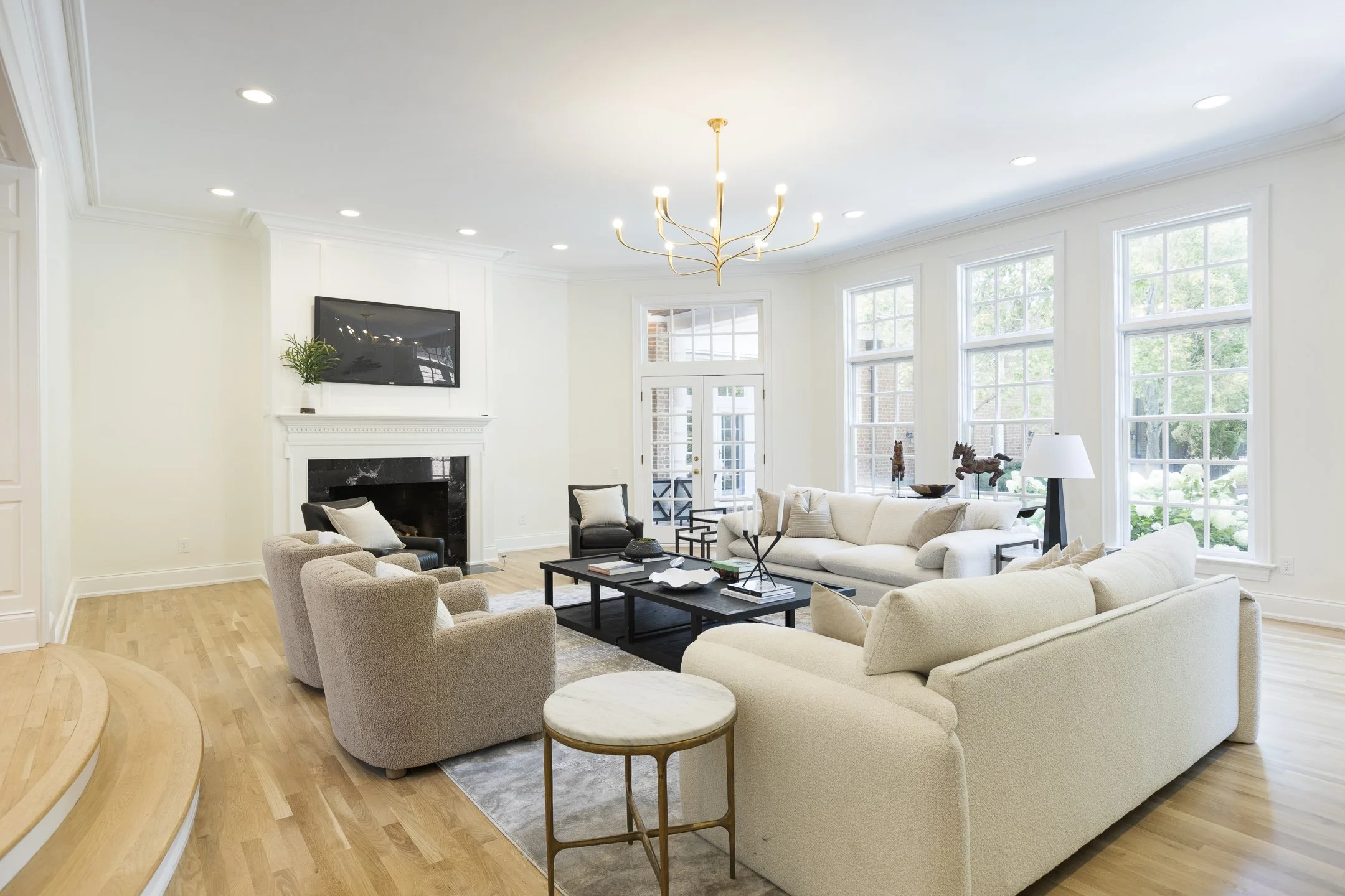 4615 Yantis Drive-021.jpg