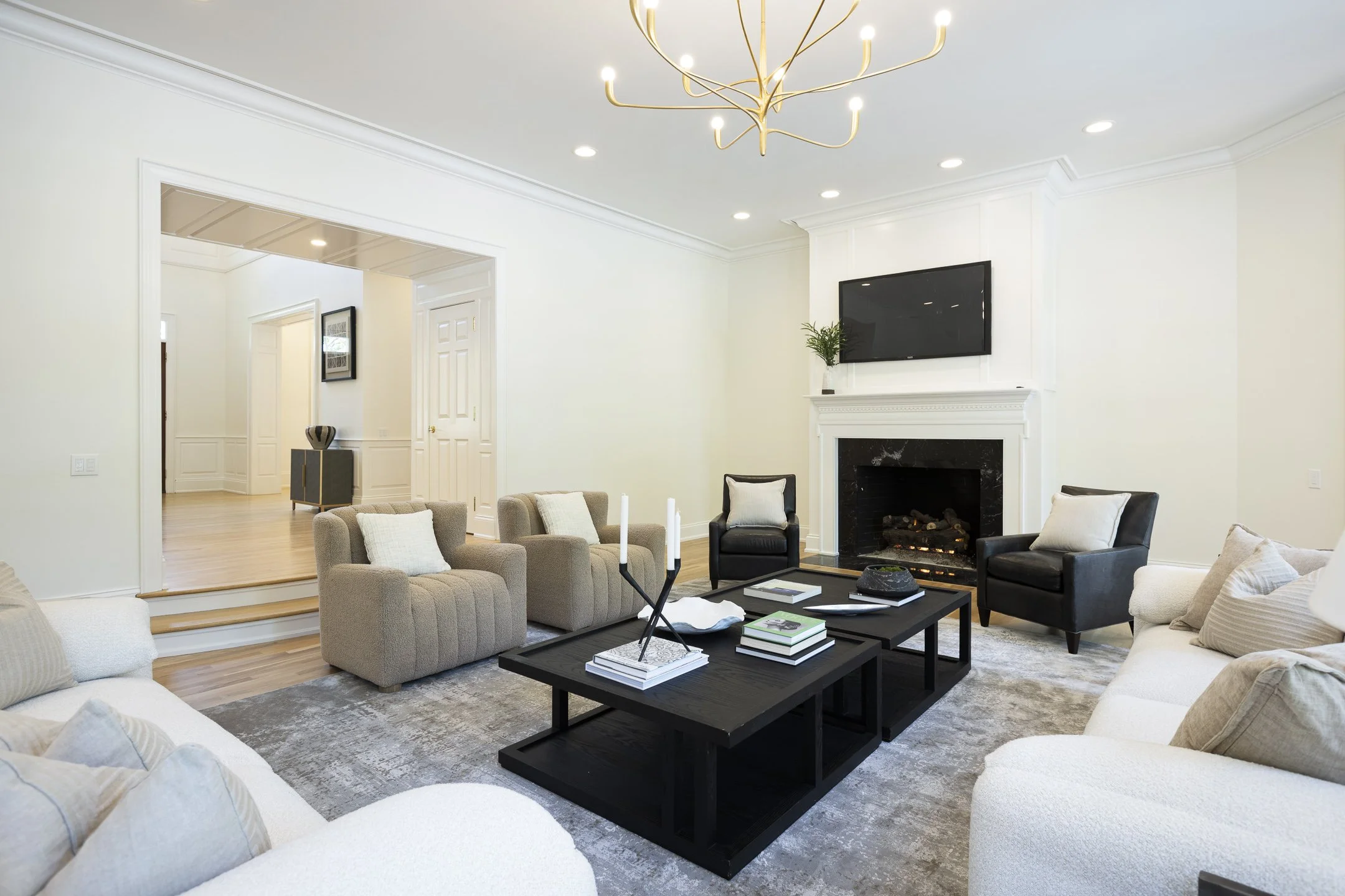 4615 Yantis Drive-025.jpg
