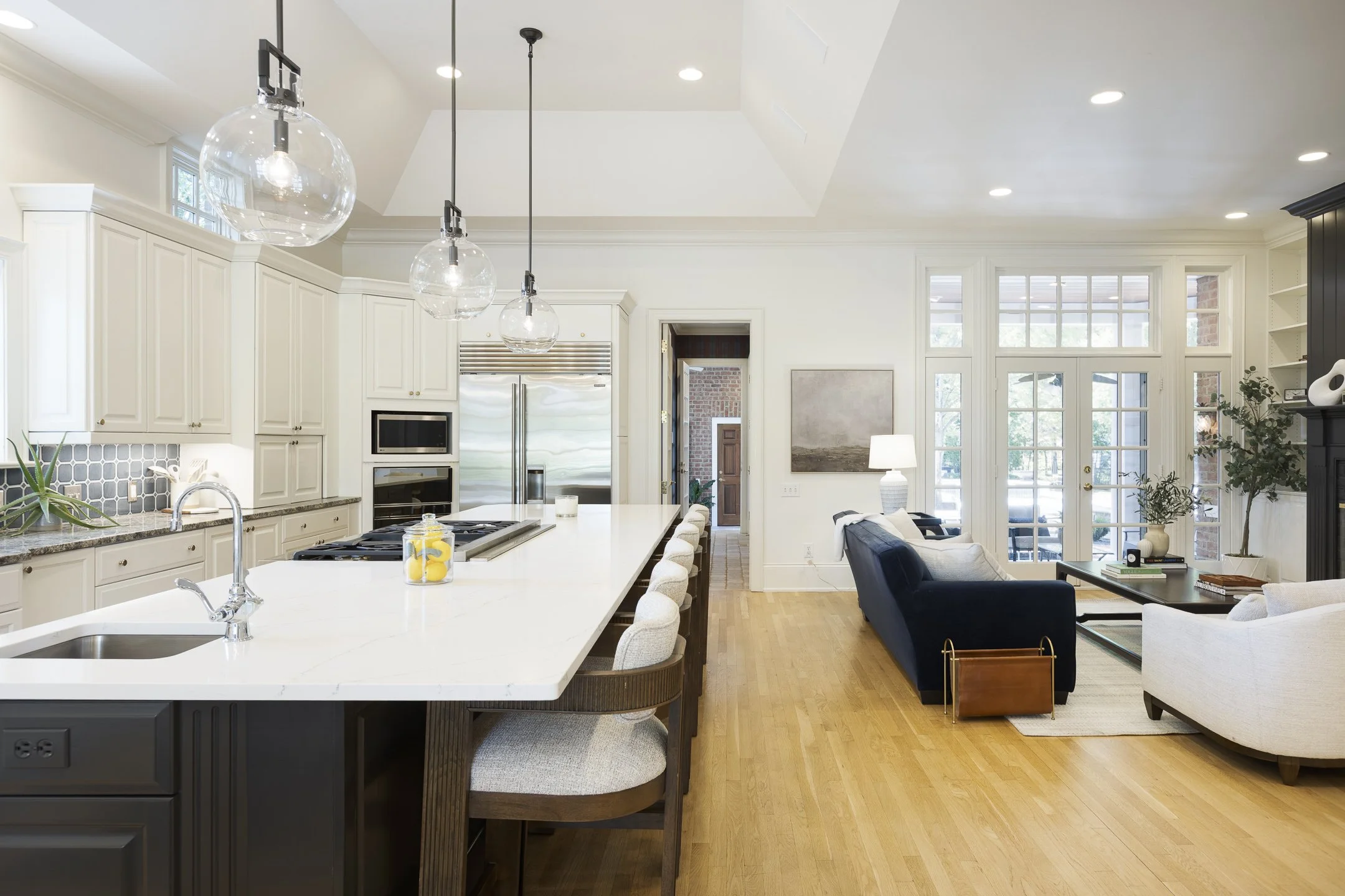4615 Yantis Drive-031.jpg