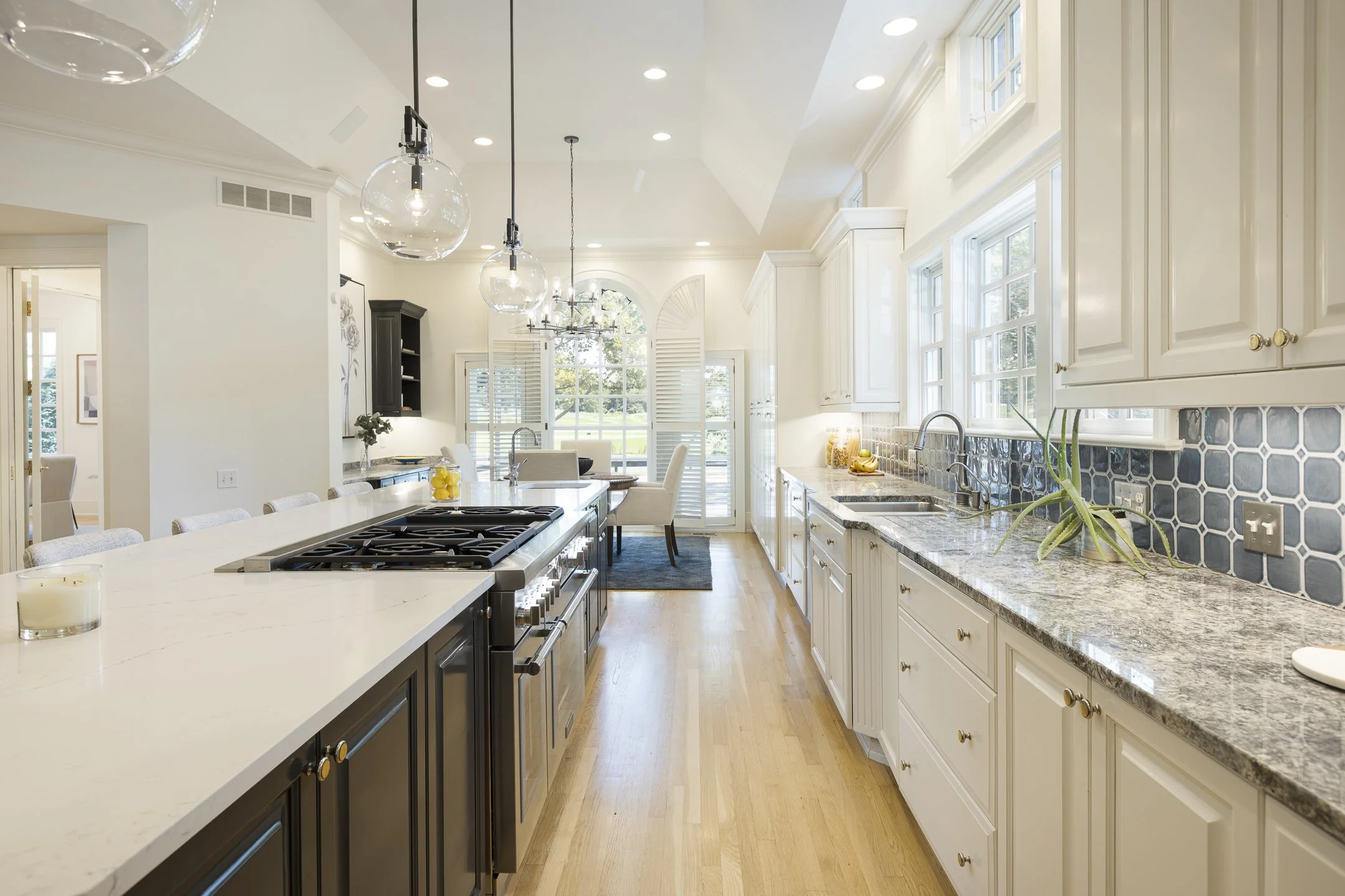4615 Yantis Drive-033.jpg