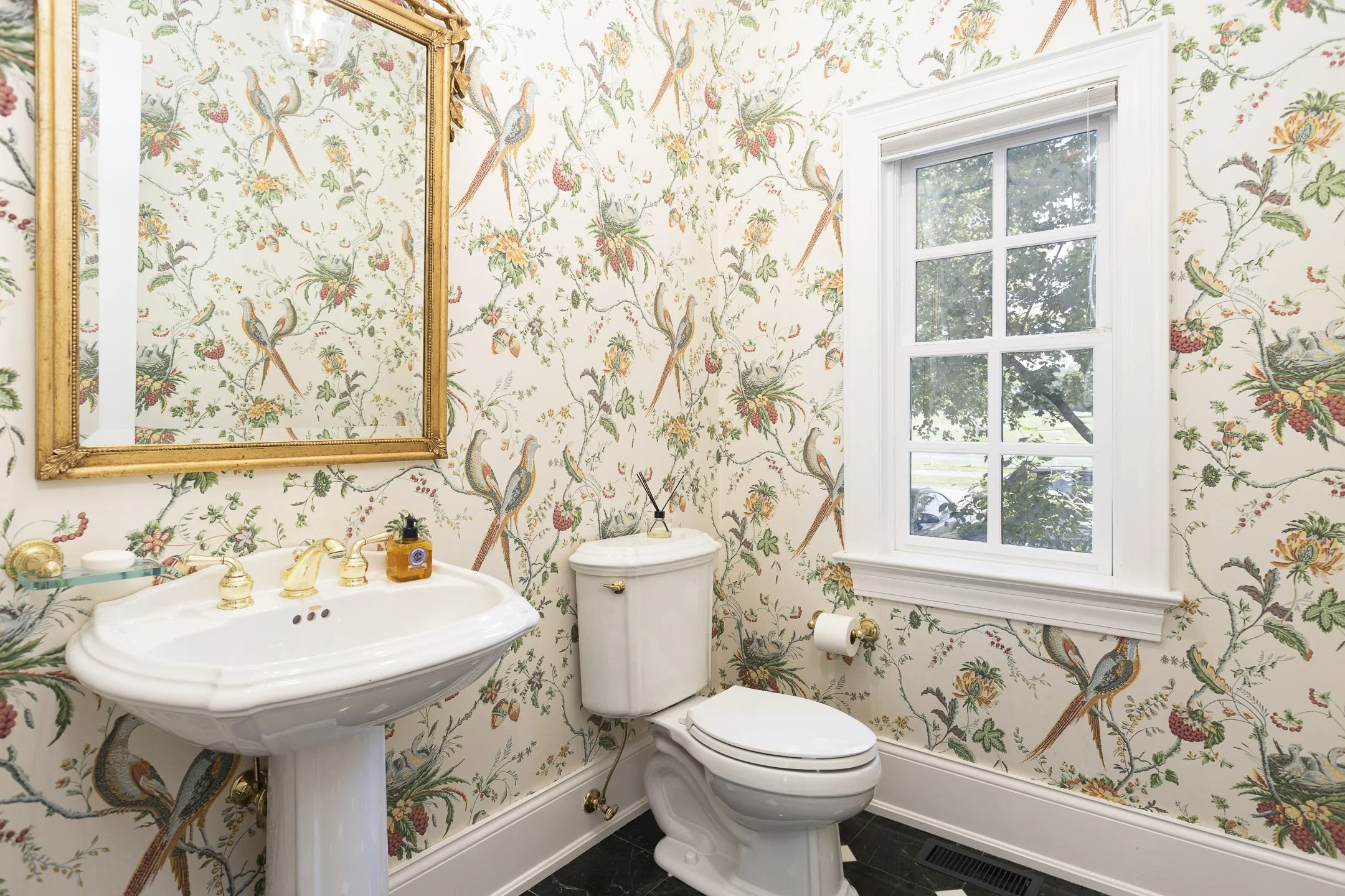 4615 Yantis Drive-048.jpg