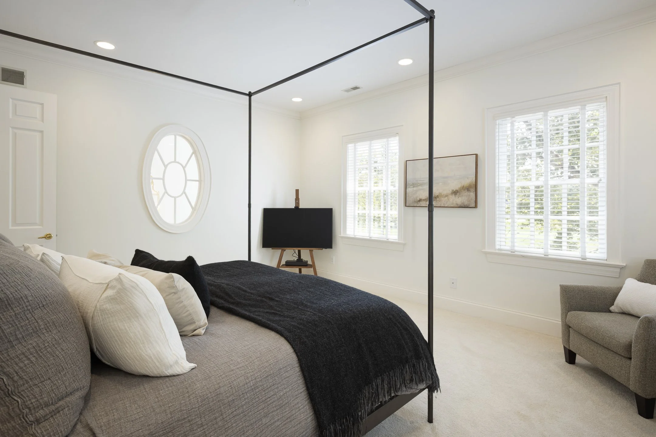 4615 Yantis Drive-062.jpg