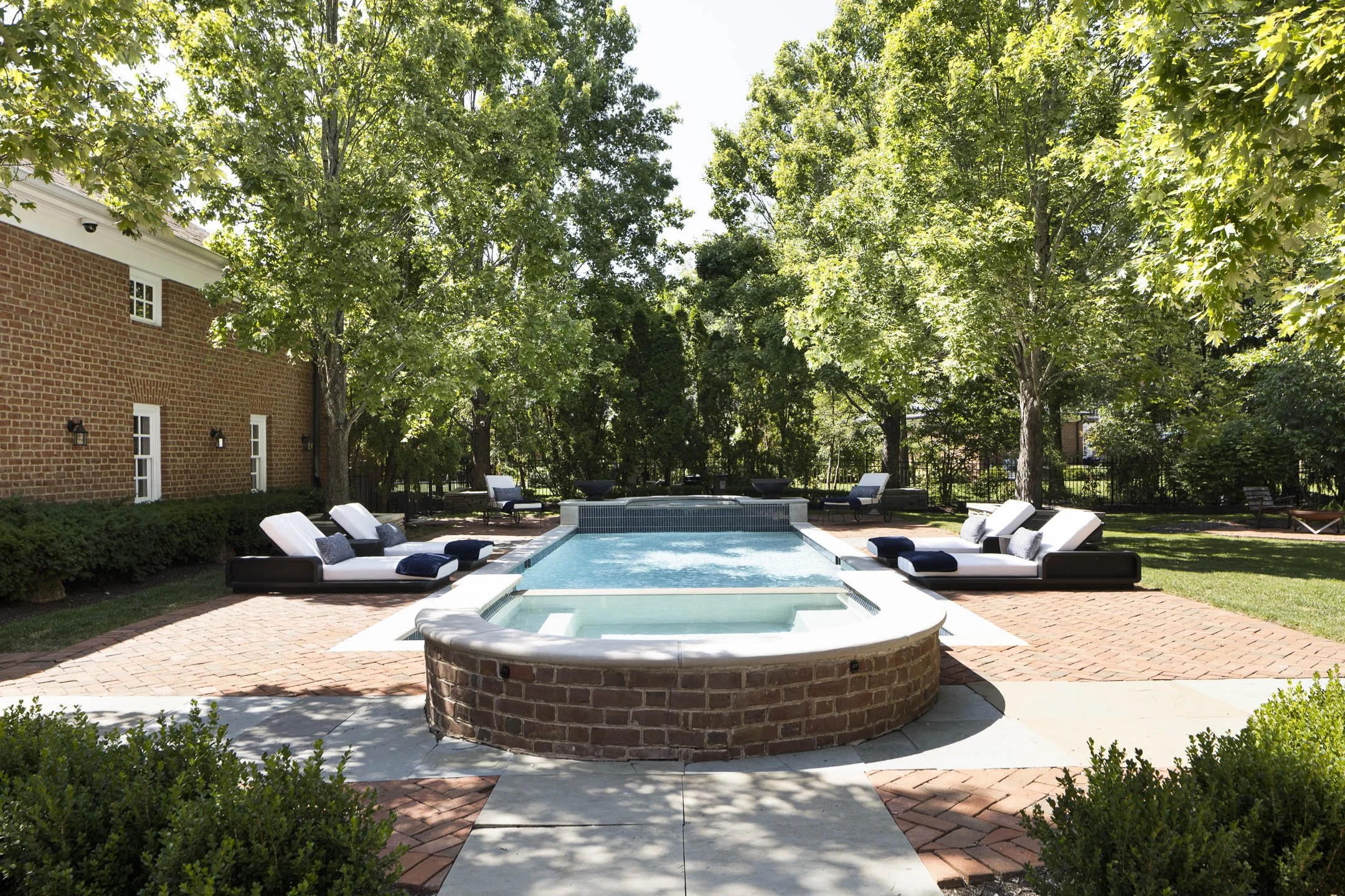 4615 Yantis Drive-091.jpg
