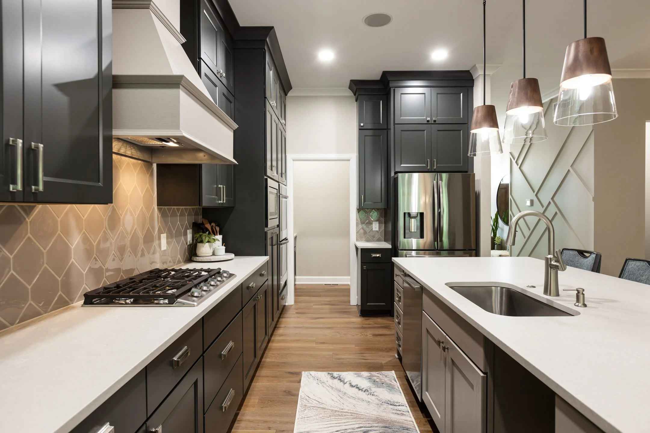 869 Pinnacle Pointe Pl-013.JPG