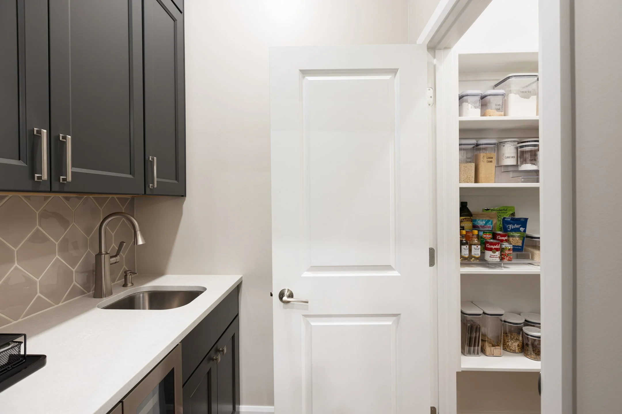 869 Pinnacle Pointe Pl-015.JPG