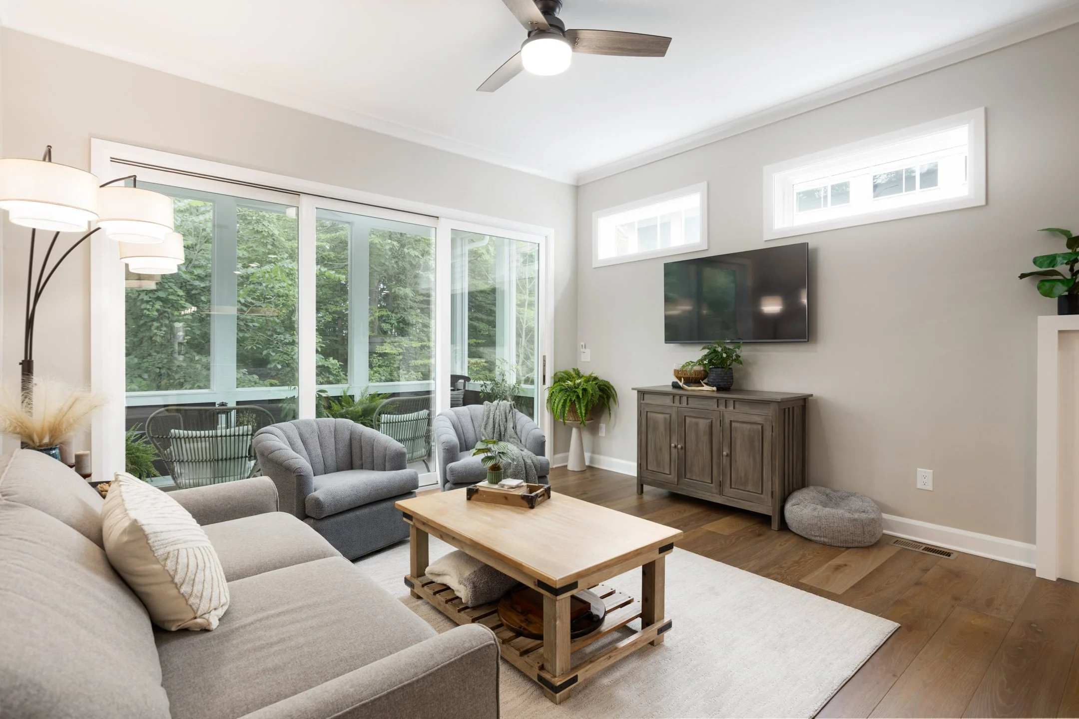 869 Pinnacle Pointe Pl-019.JPG