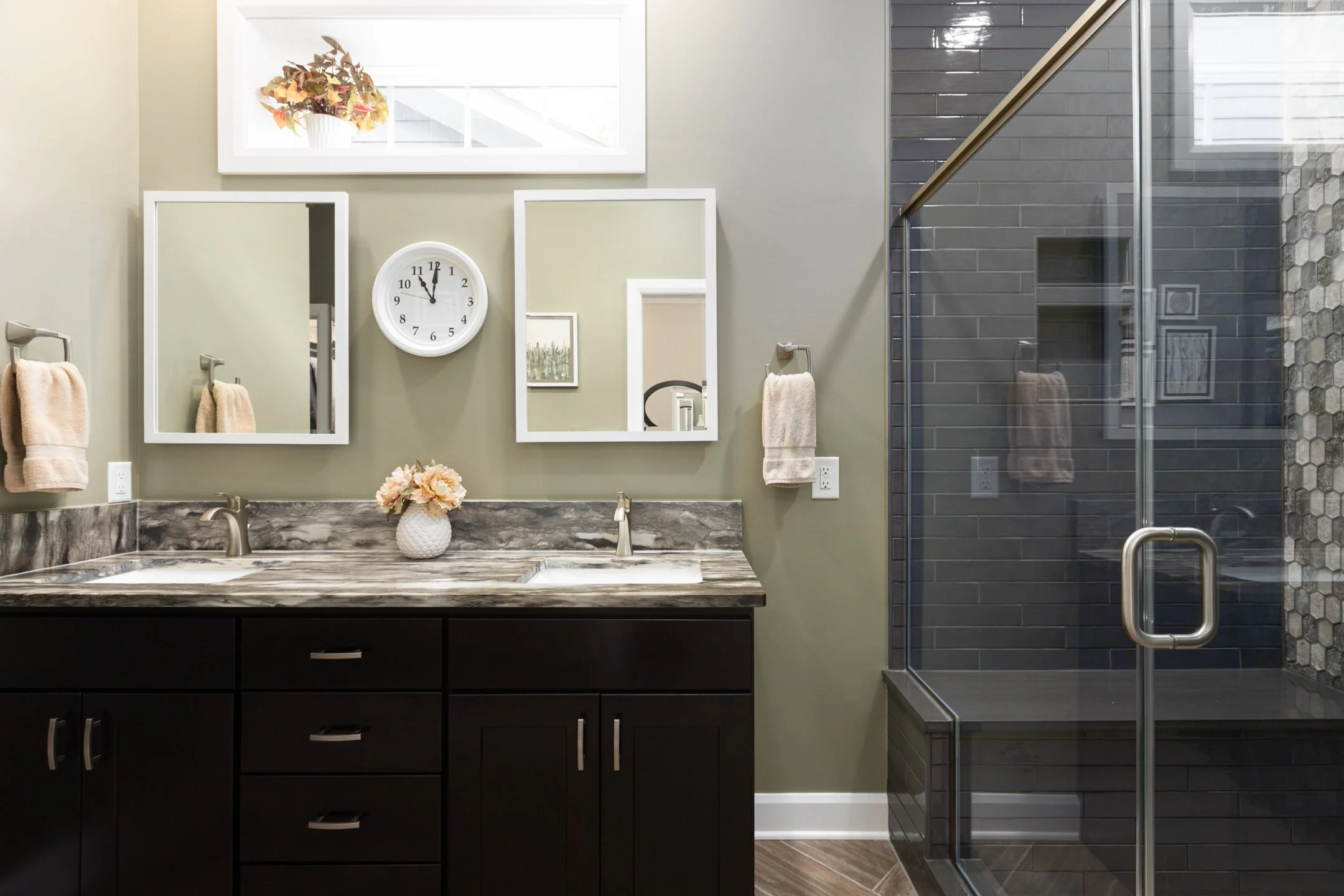 869 Pinnacle Pointe Pl-026.JPG