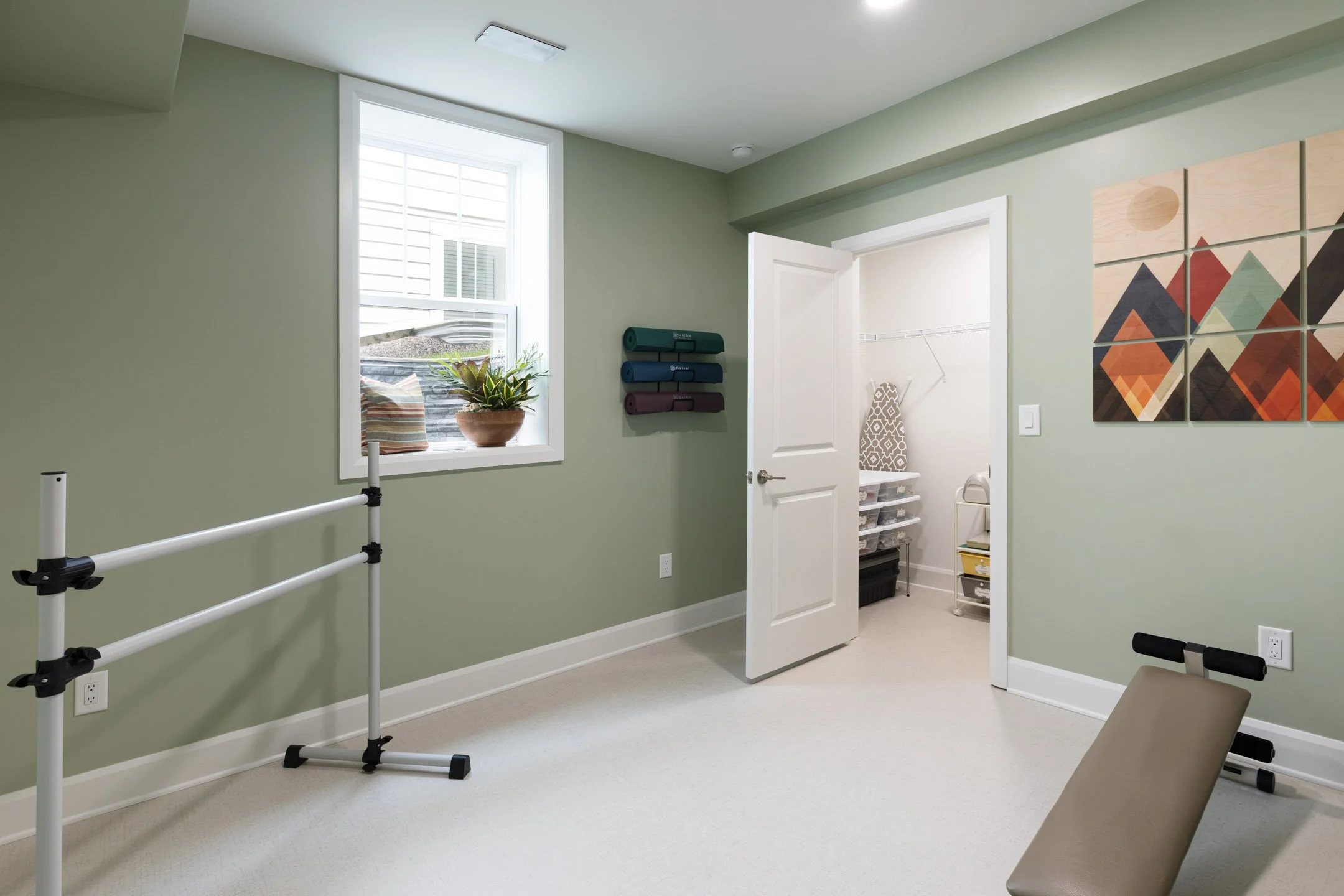 869 Pinnacle Pointe Pl-052.JPG