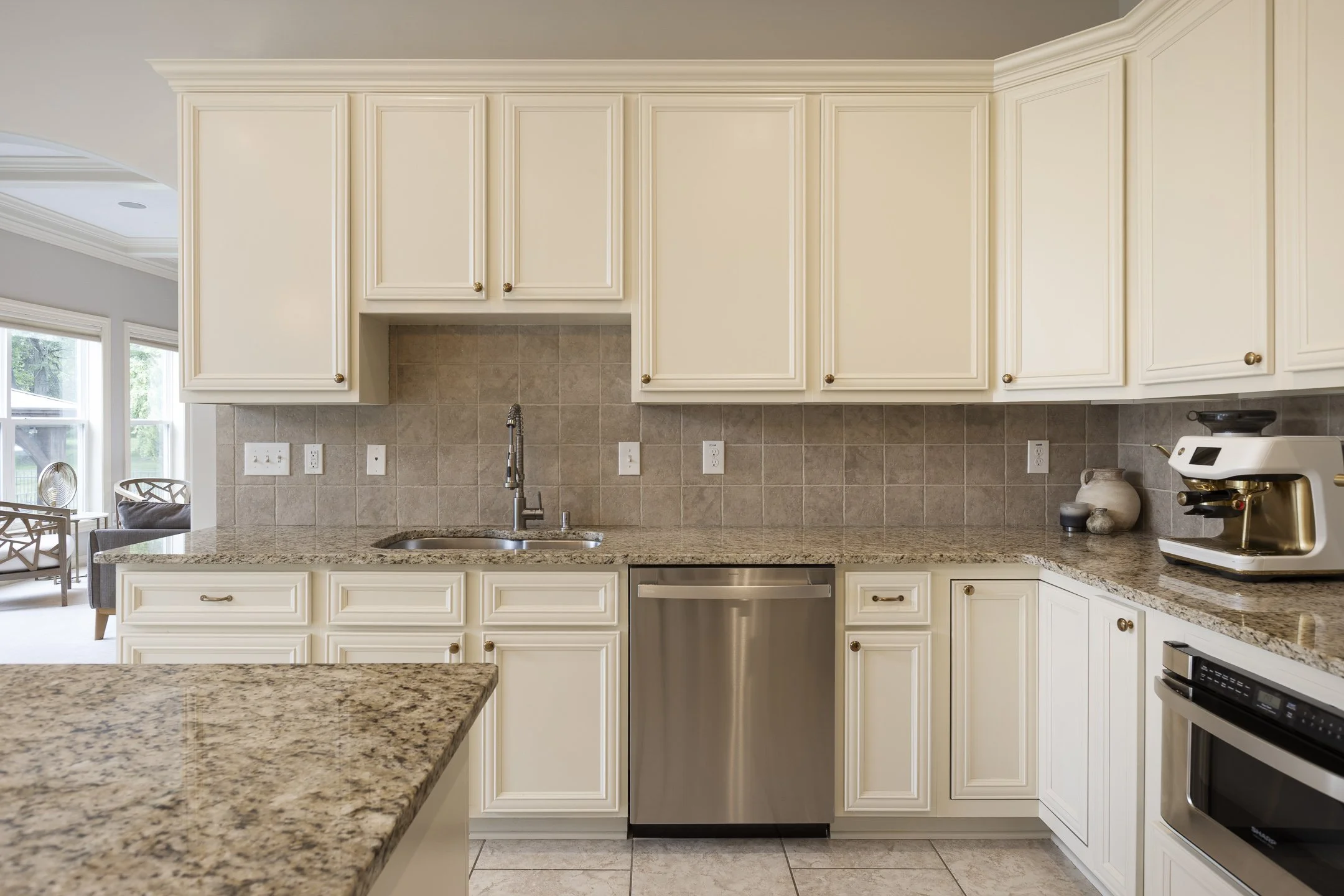 7193 Hoover Reserve Court-016.jpg