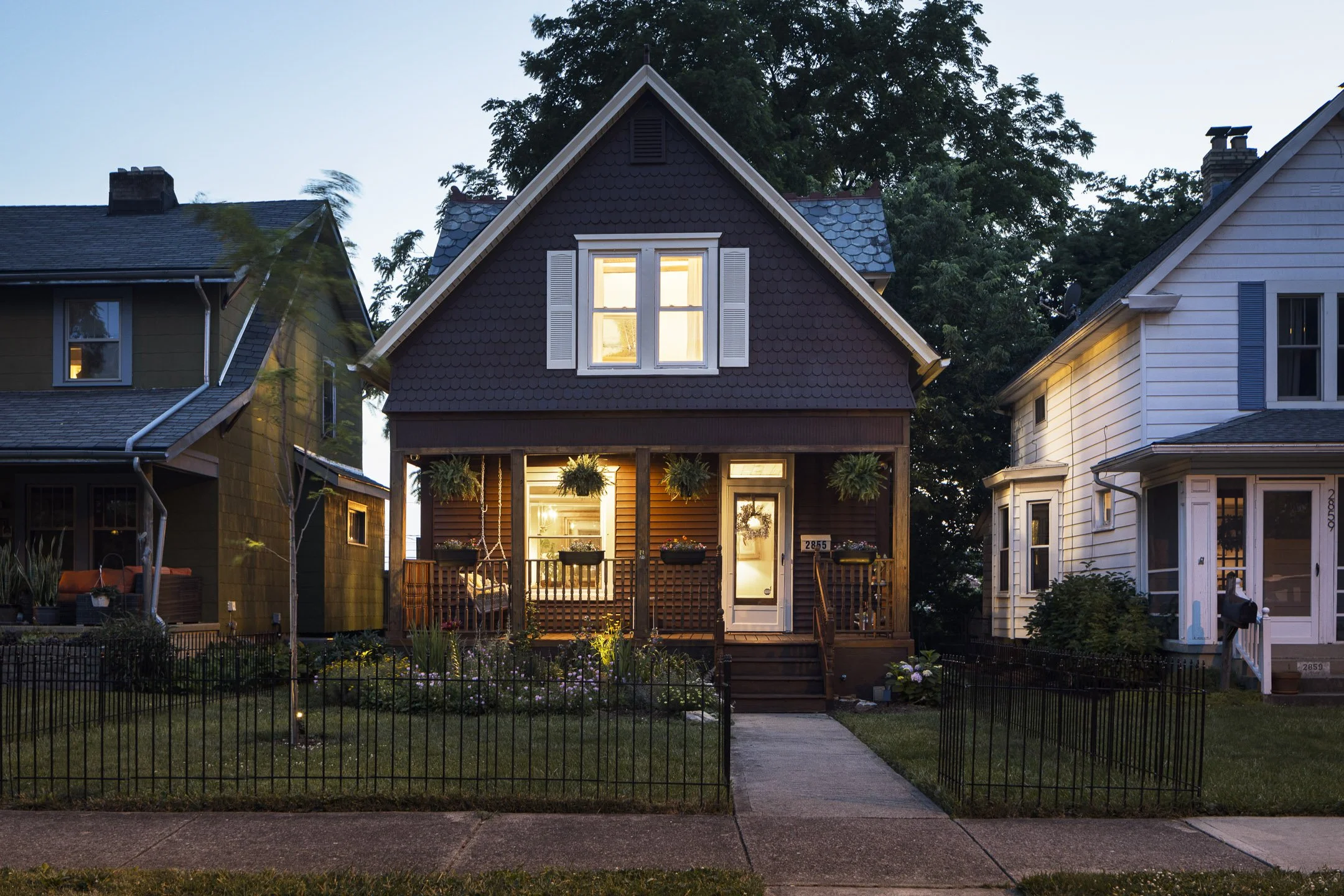 2855 East Avenue001.jpg