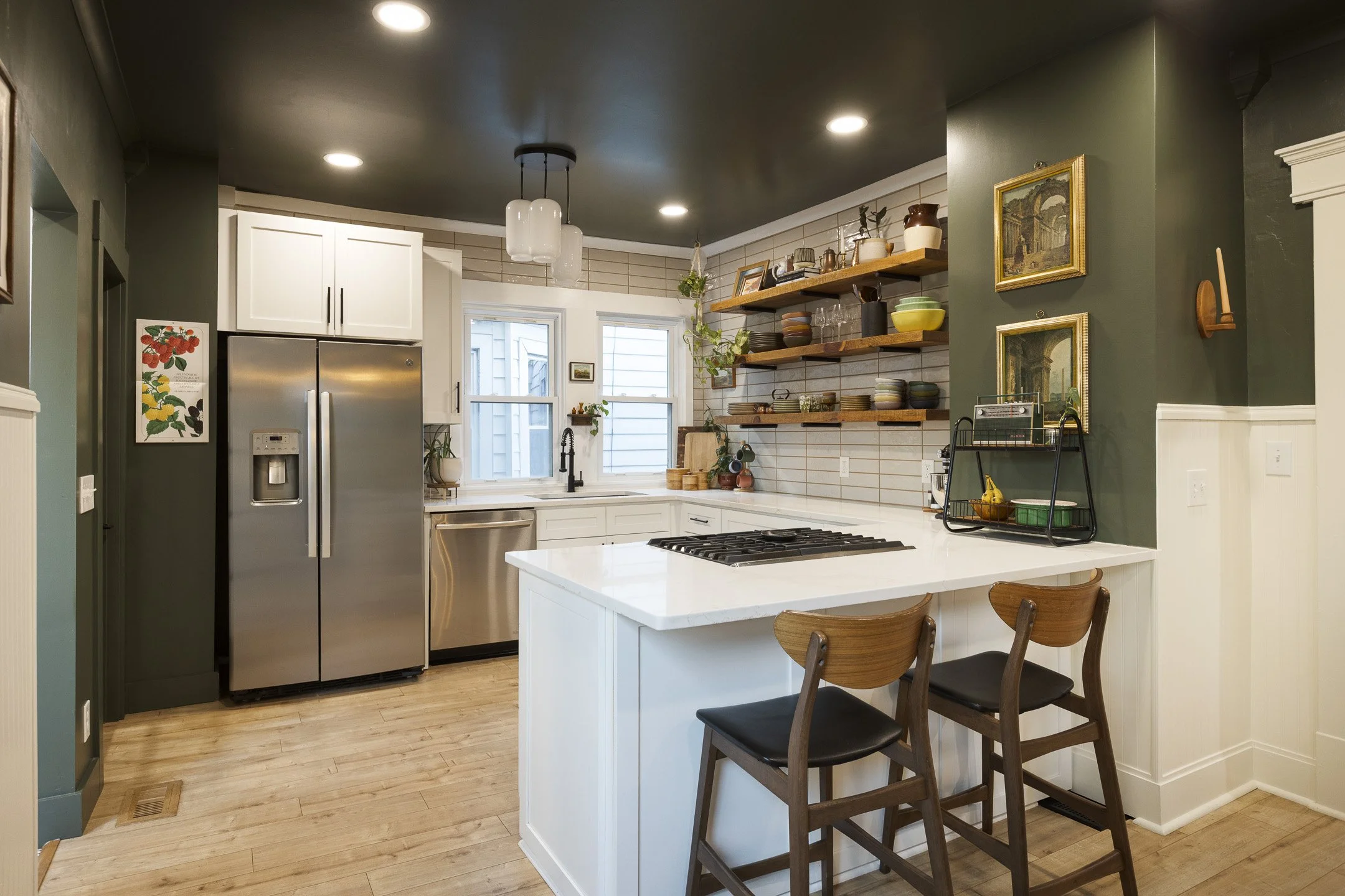 2855 East Avenue018.jpg