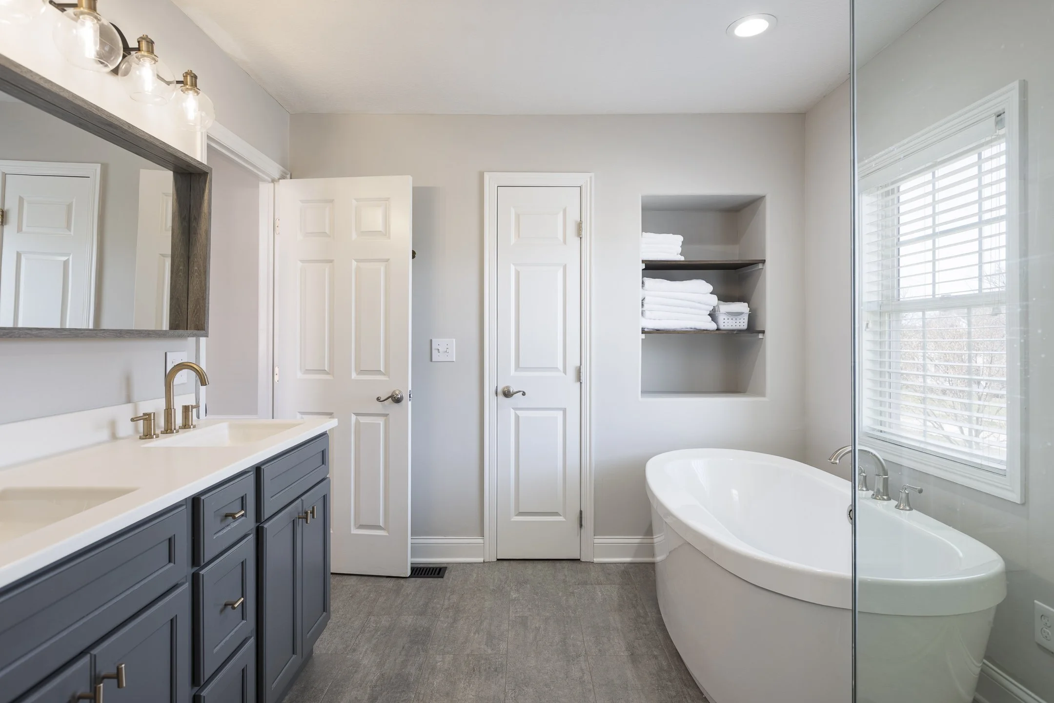 5216 Sugar Run Drive032.jpg