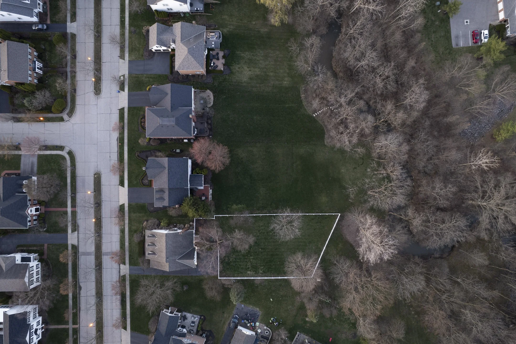 5216 Sugar Run Drive076.jpg