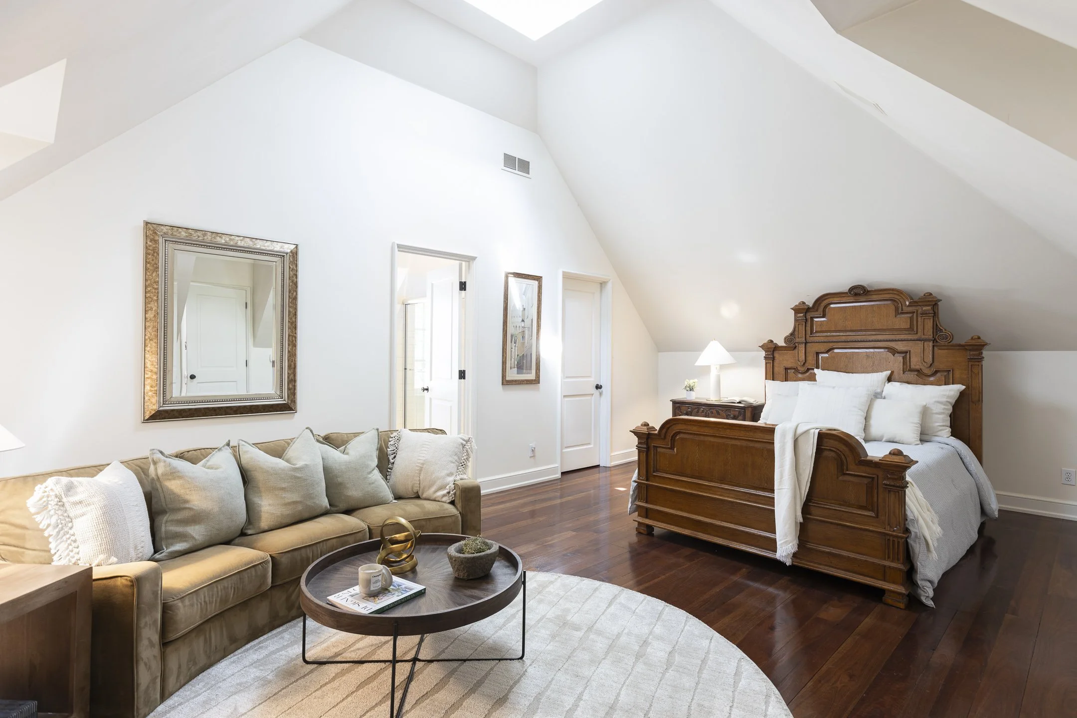 3842 Lambton Place-068.jpg