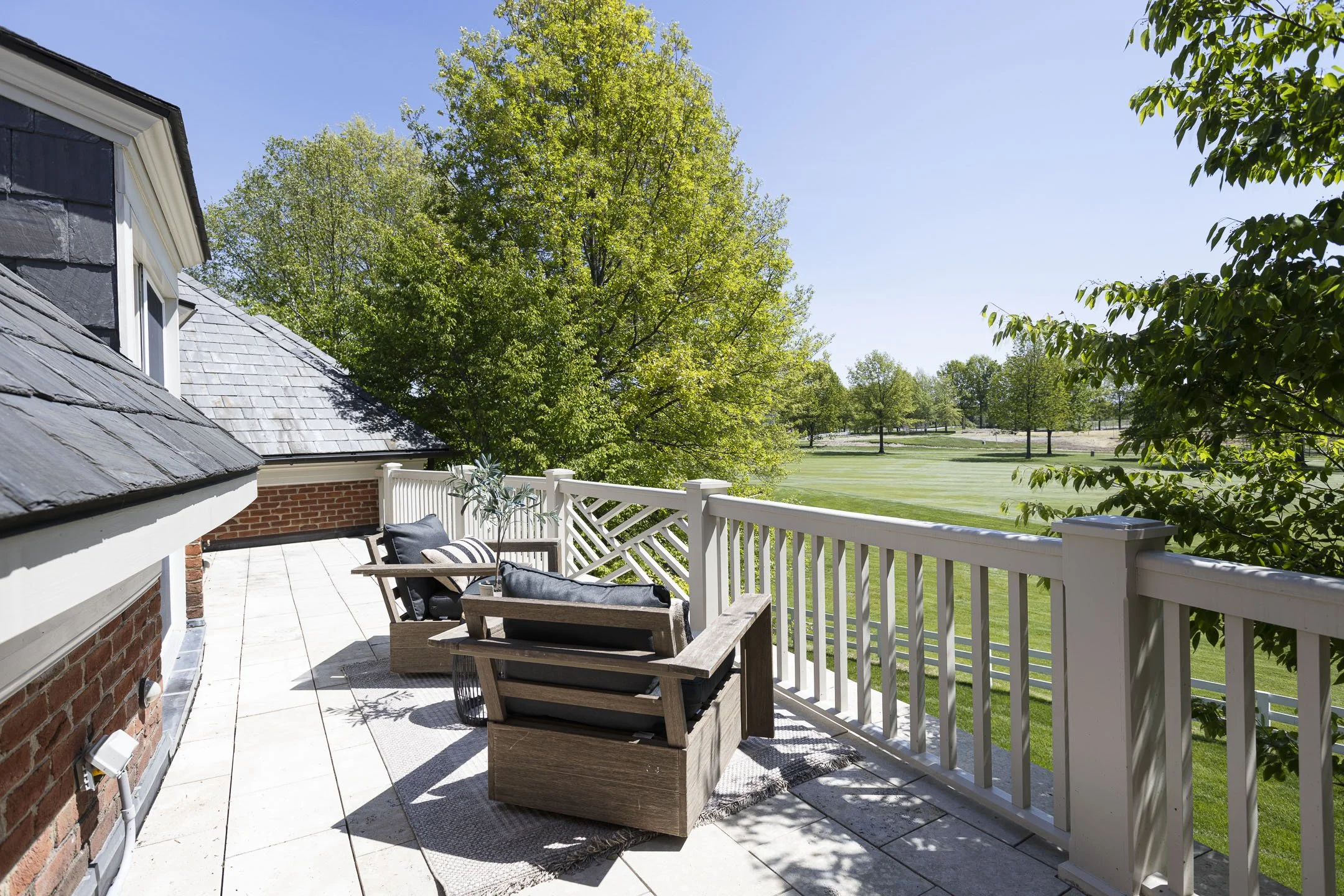 3842 Lambton Place-073.jpg