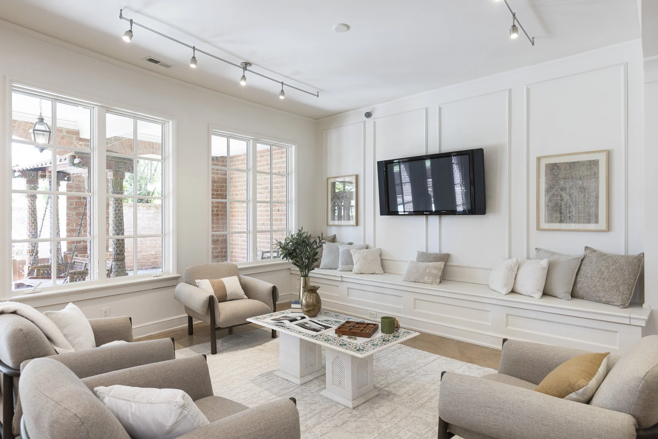 3842 Lambton Place-083.jpg