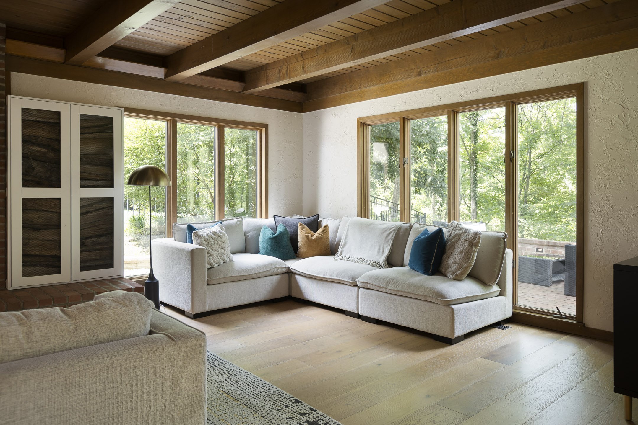 886 Clayton Dr - 010.jpg