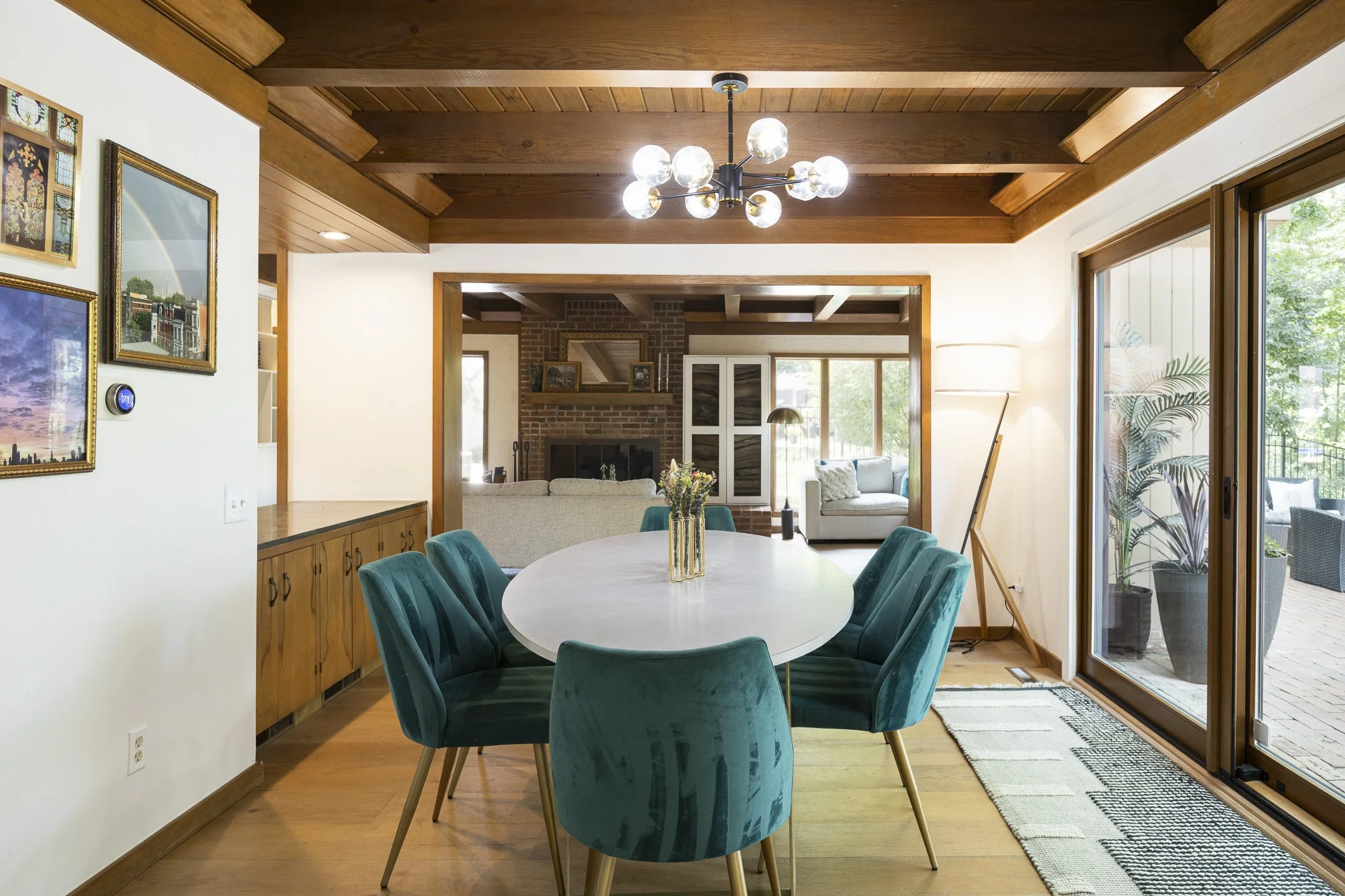 886 Clayton Dr - 014.jpg