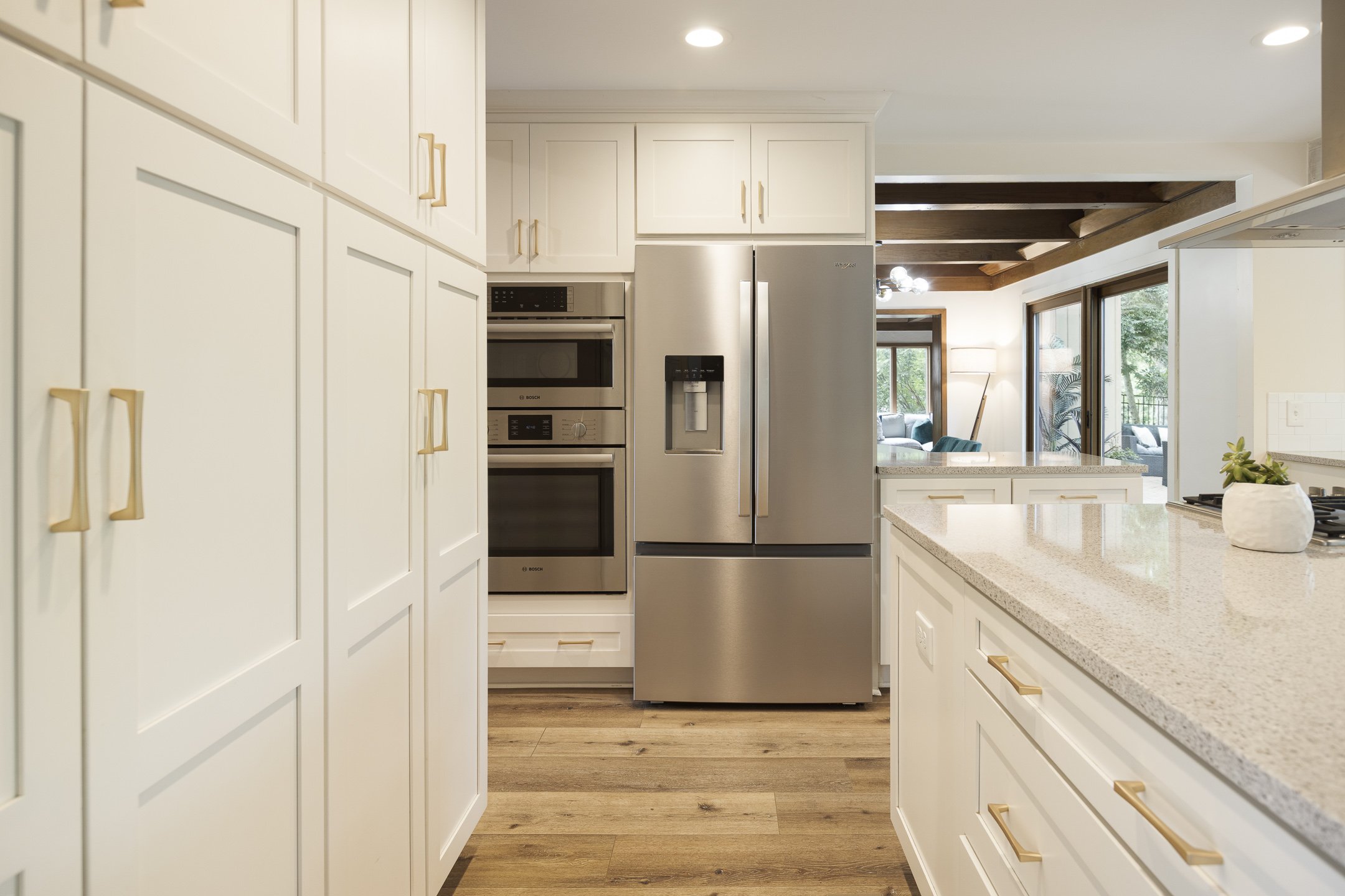 886 Clayton Dr - 018.jpg