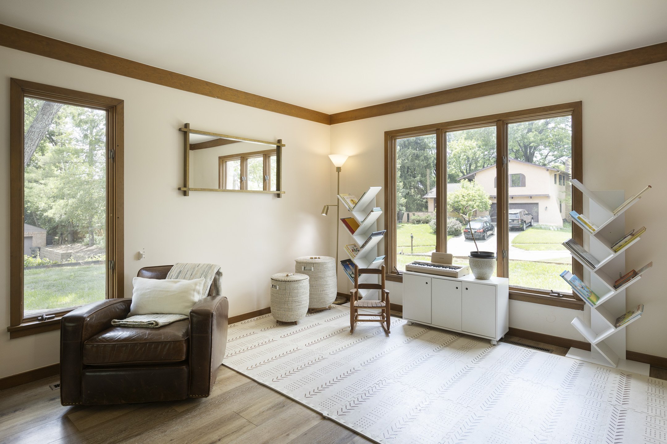 886 Clayton Dr - 023.jpg