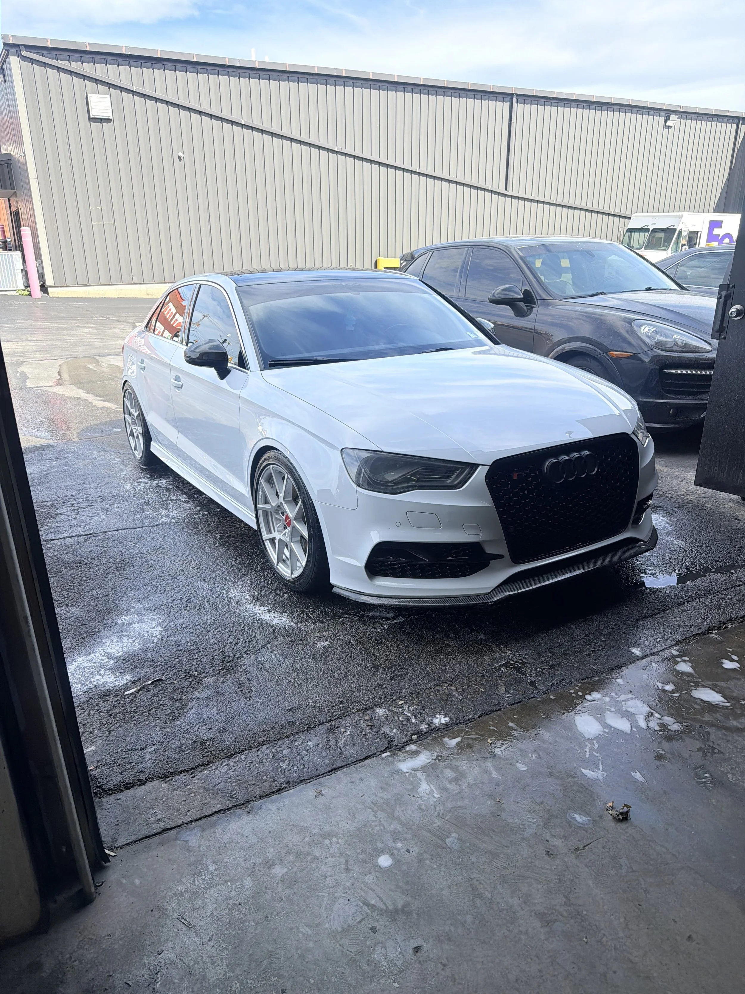 Audi.jpg