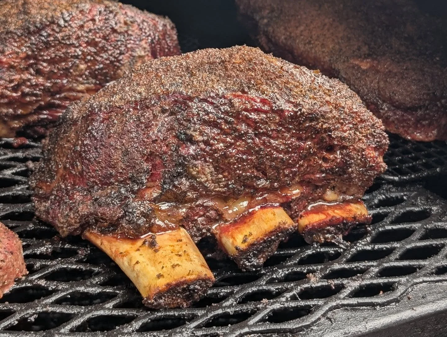 Joyeuse fête des pères!!
Happy Father's Day!!
Beef rib en spécial 32$ l'os (quantités très limitées) 
Beef rib on special 32$ per bone (quantities very limited)