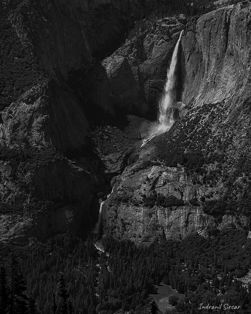Yosemite falls .jpg